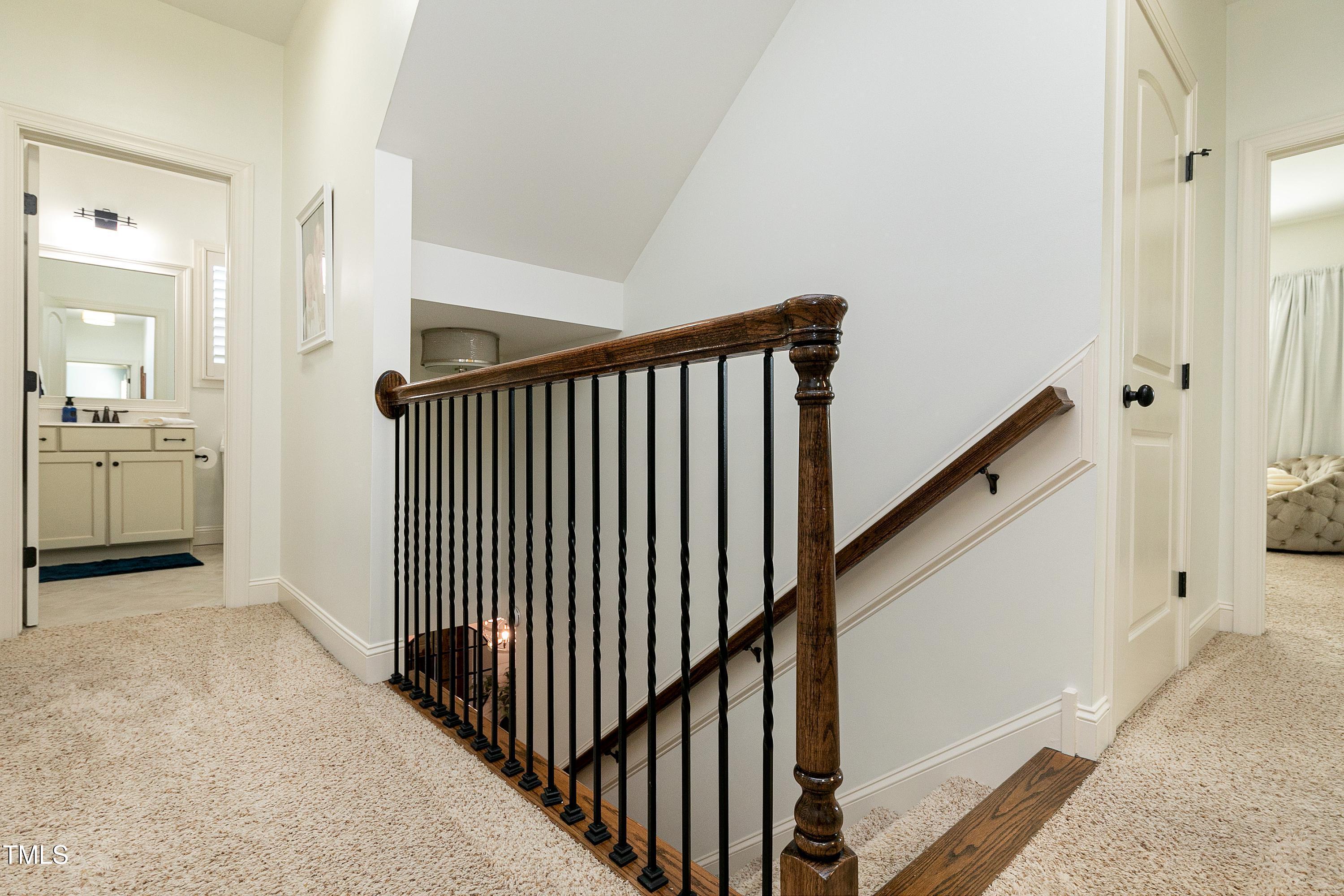 210 Sunset Bluffs Drive