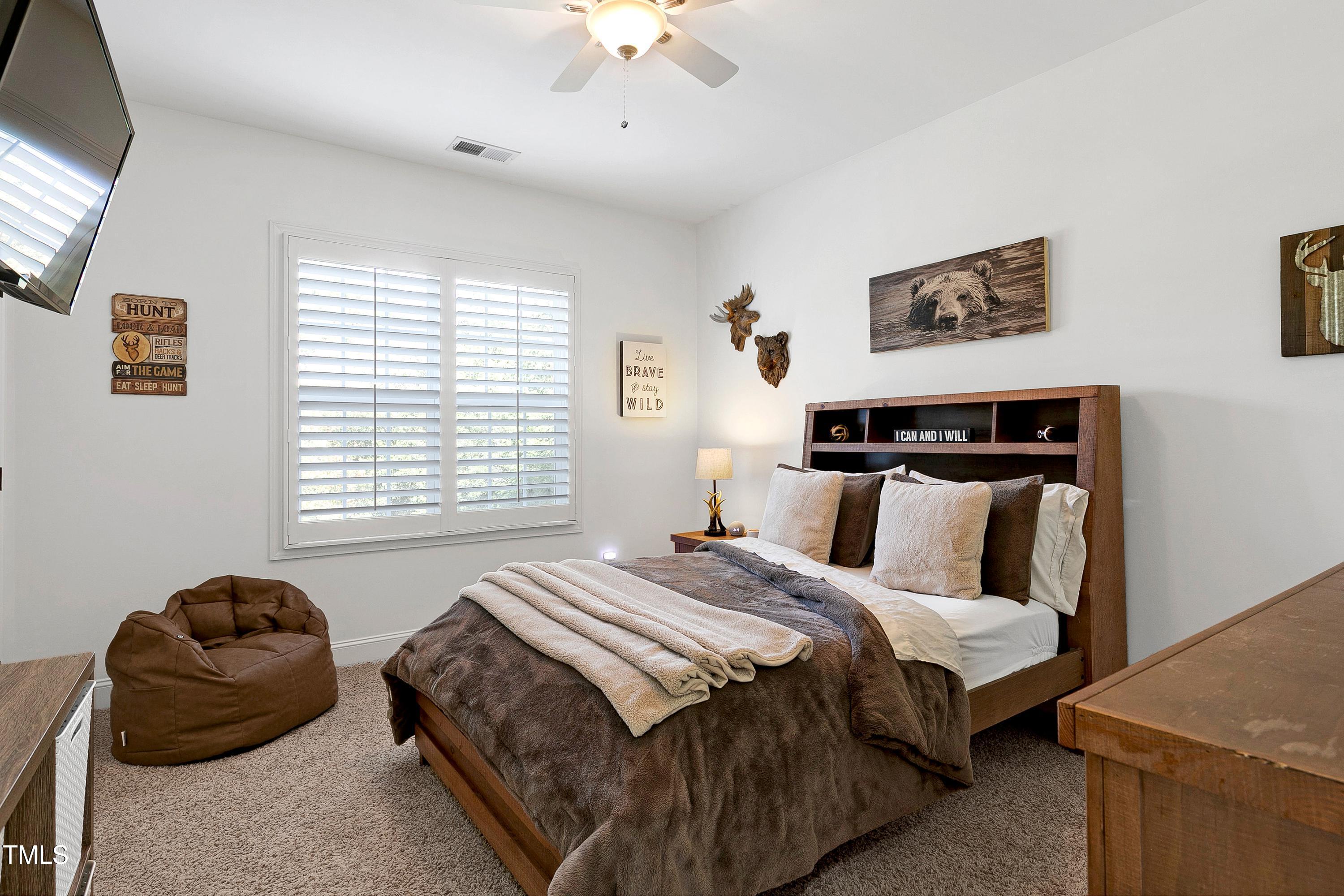 210 Sunset Bluffs Drive
