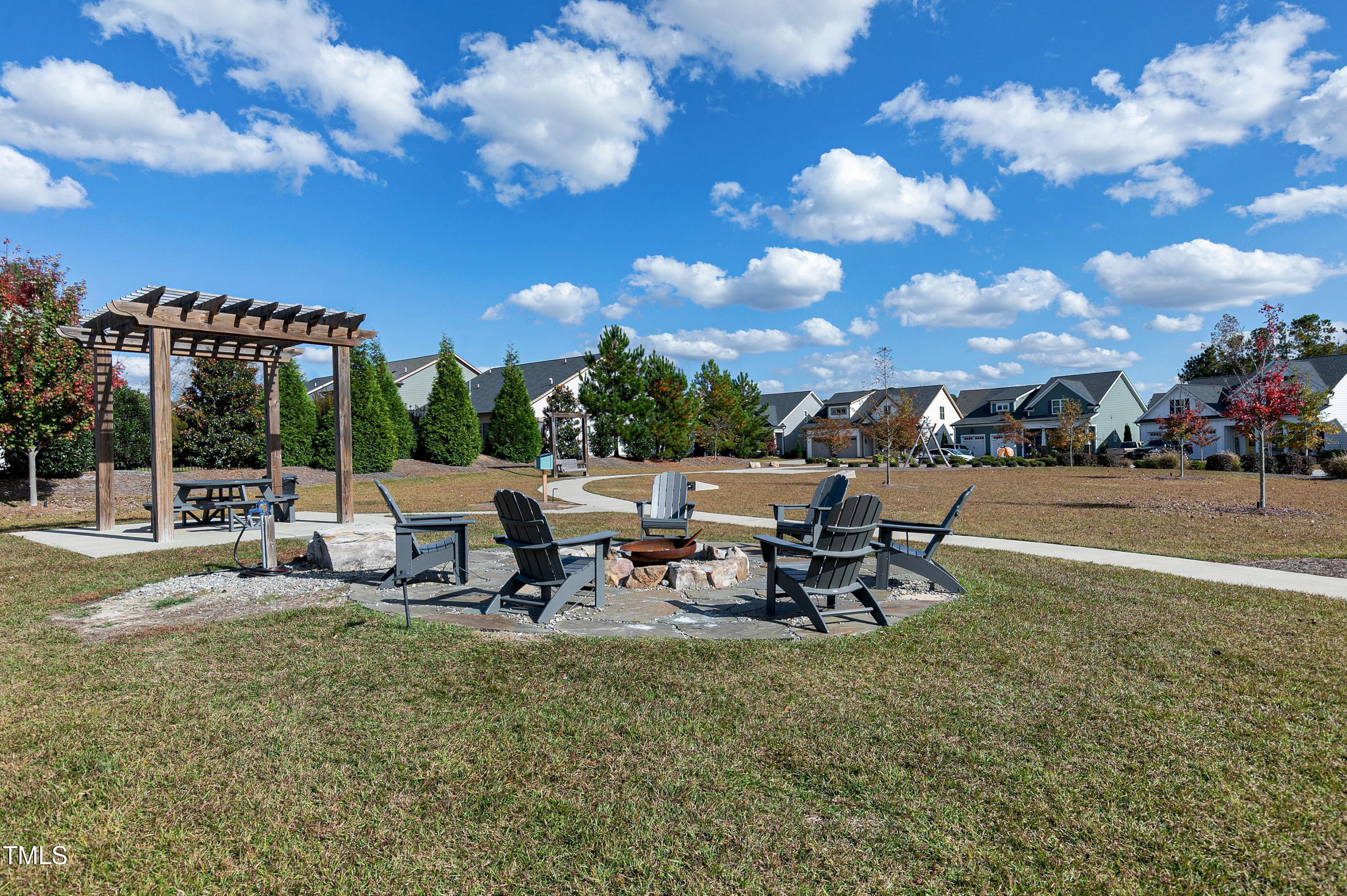210 Sunset Bluffs Drive