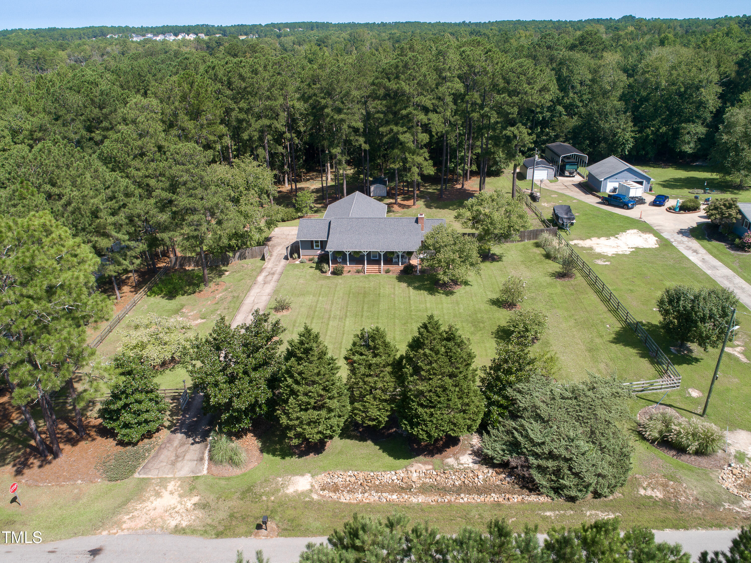 362 Lakeview Drive