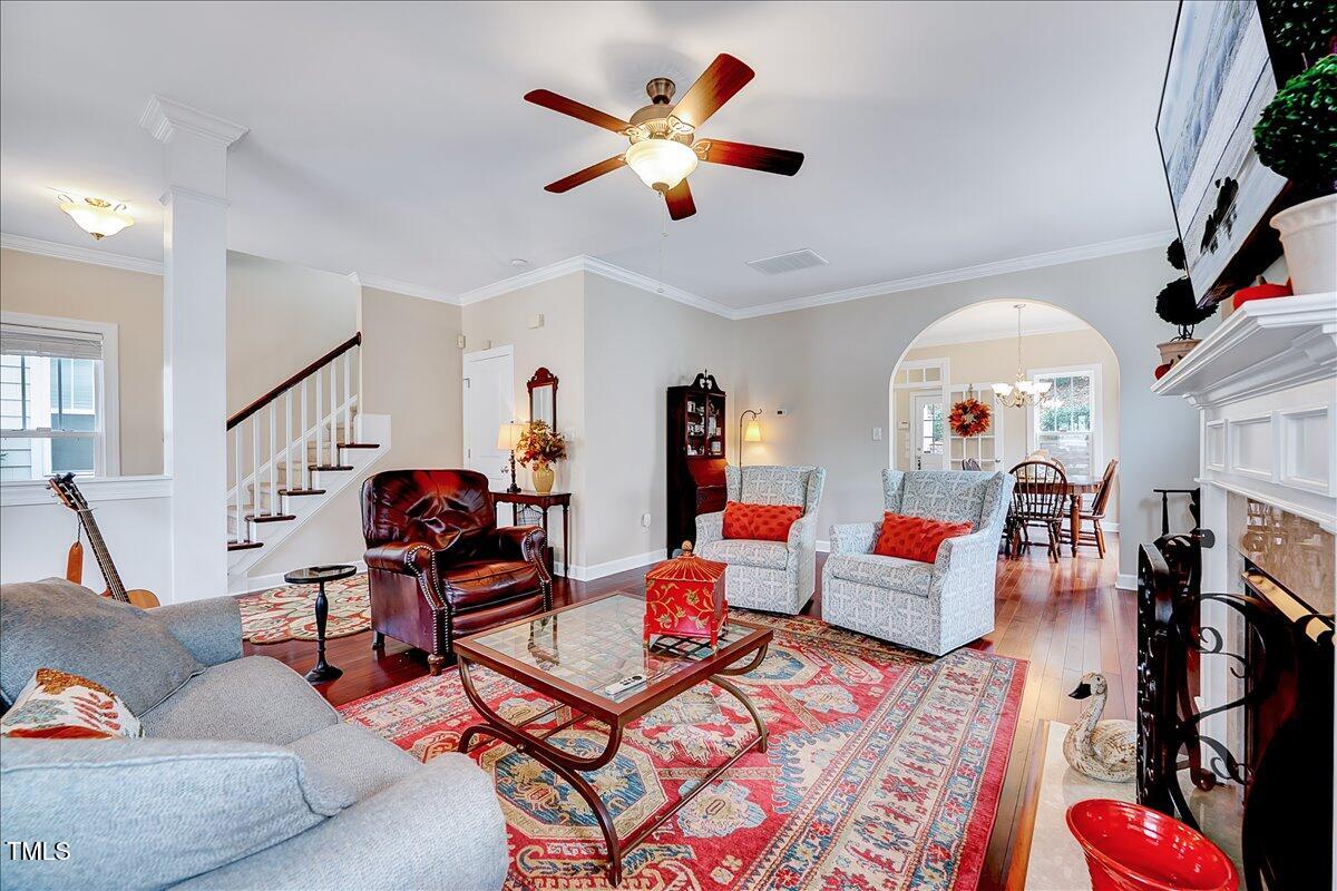 805 Leatherstone Lane