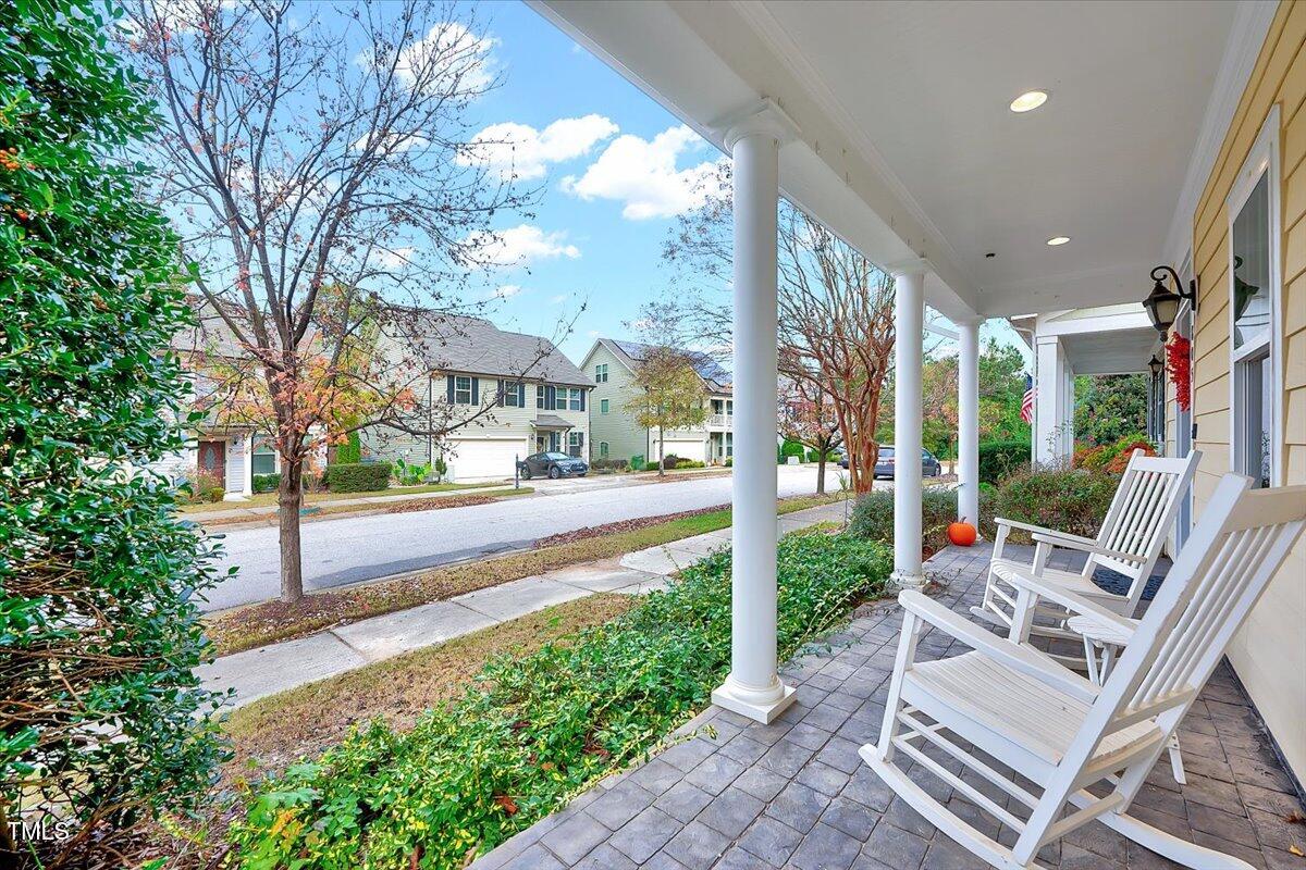 805 Leatherstone Lane
