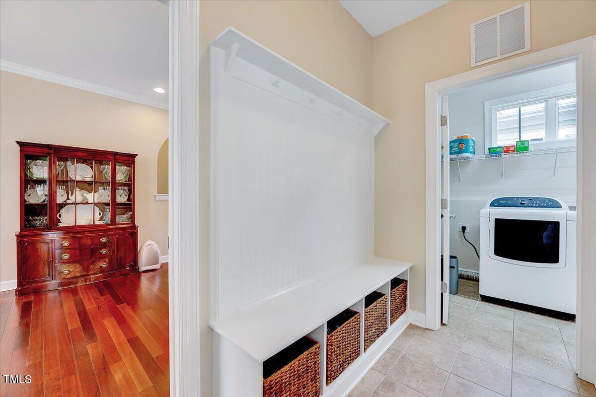 805 Leatherstone Lane