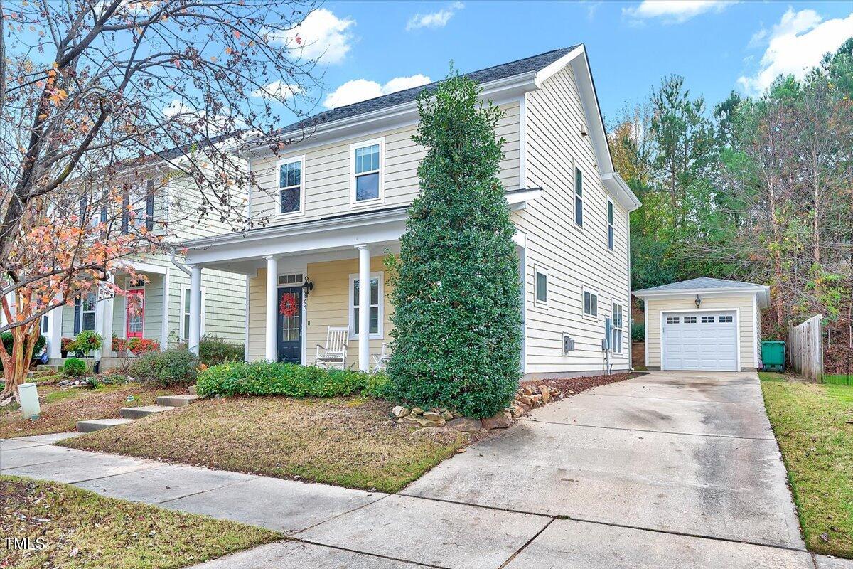 805 Leatherstone Lane