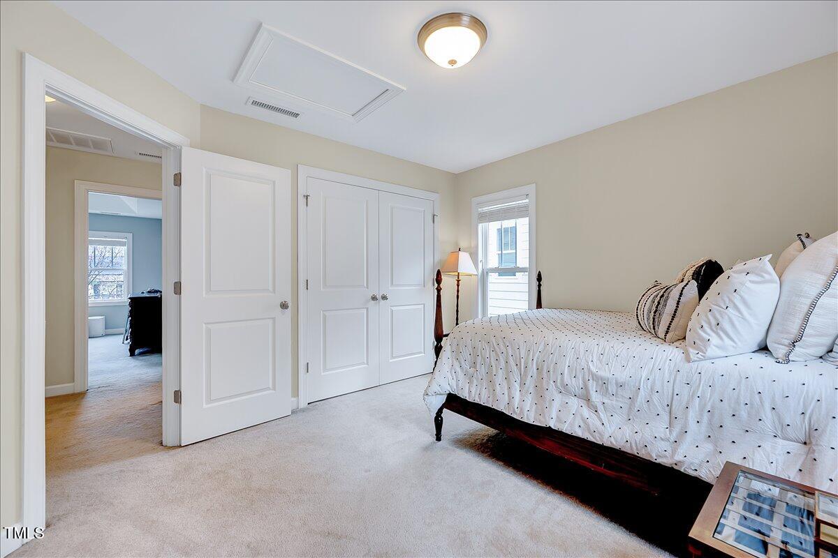 805 Leatherstone Lane