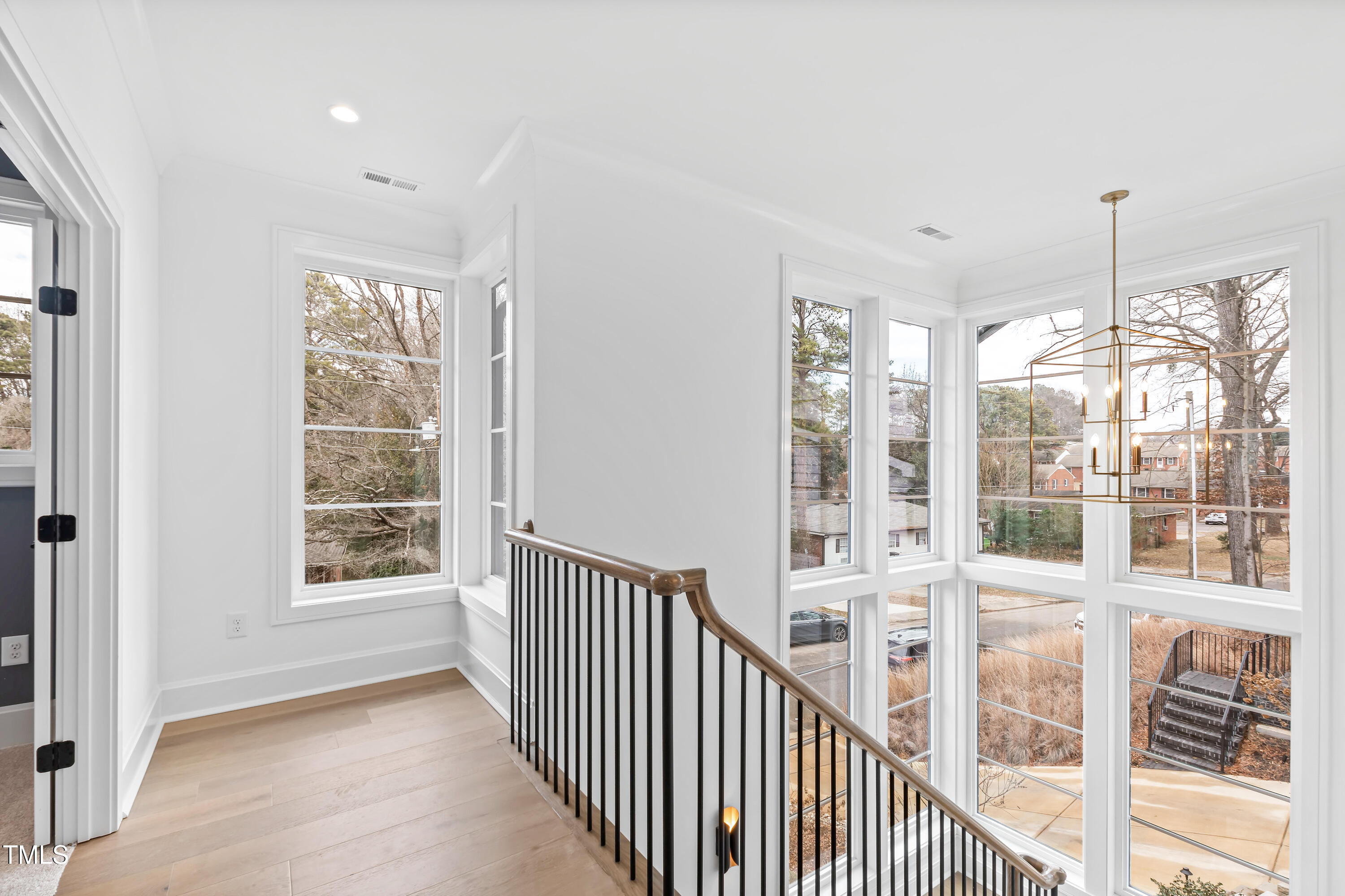 2417 Mayview Road
