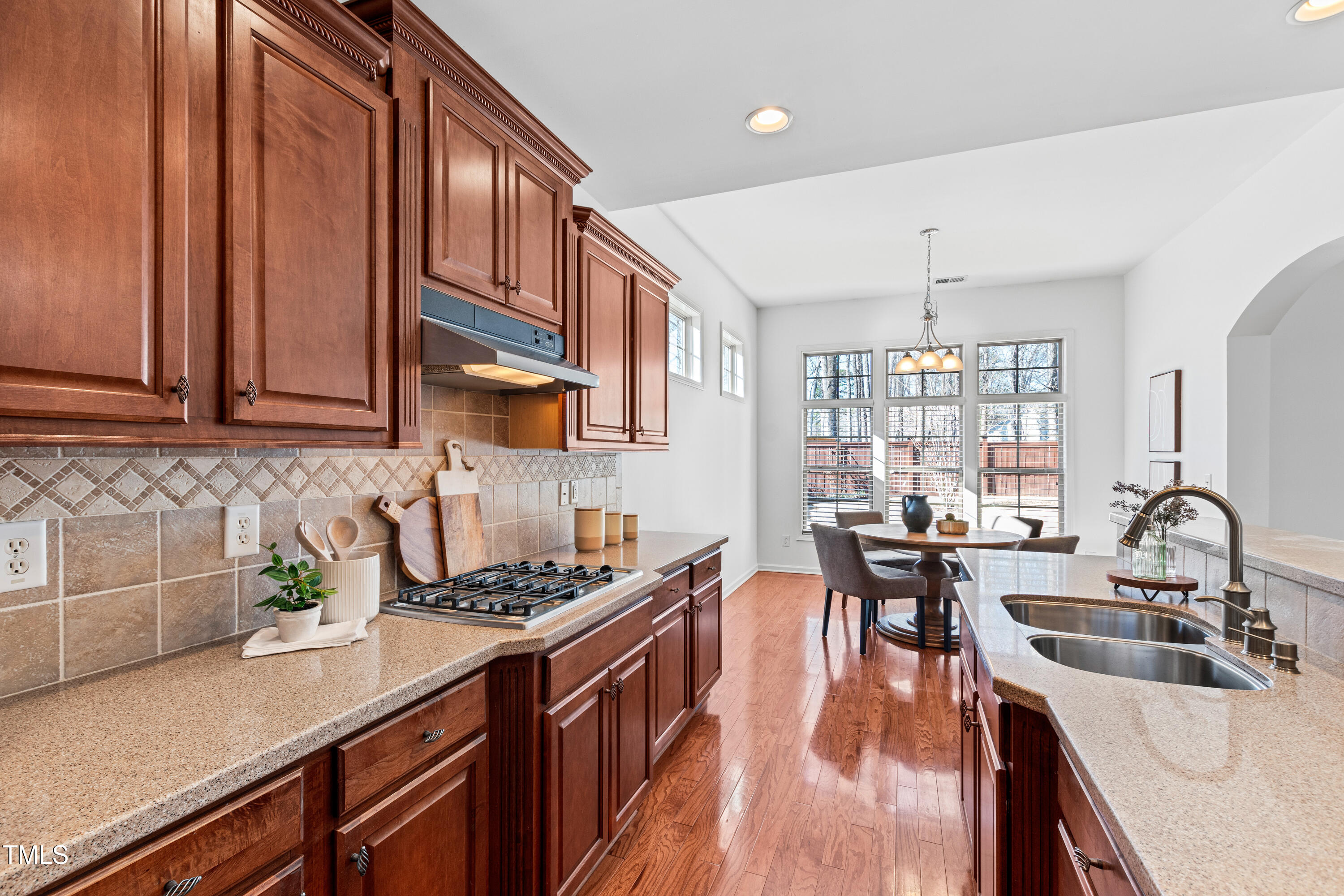 6111 Leesburg Lane
