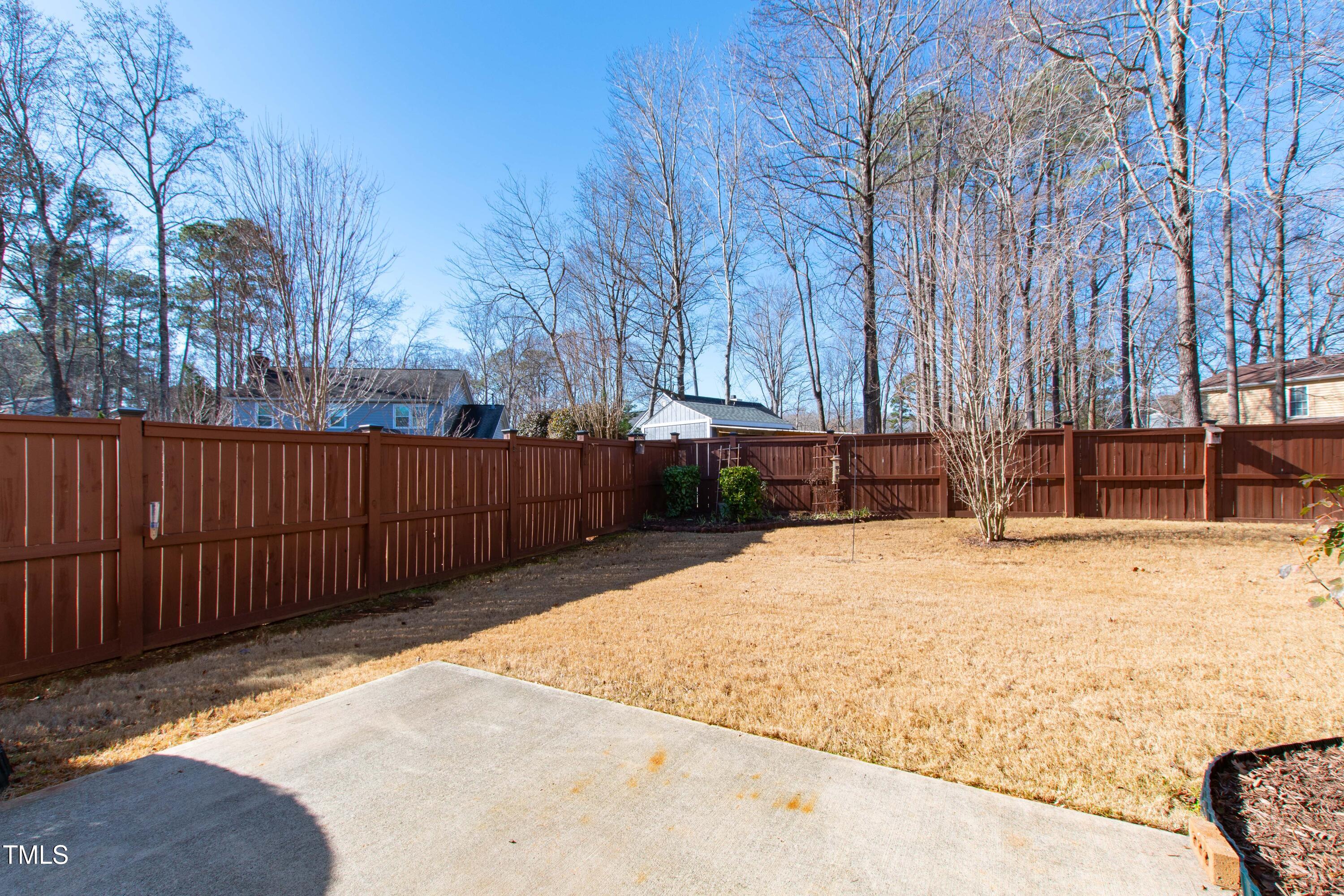6111 Leesburg Lane