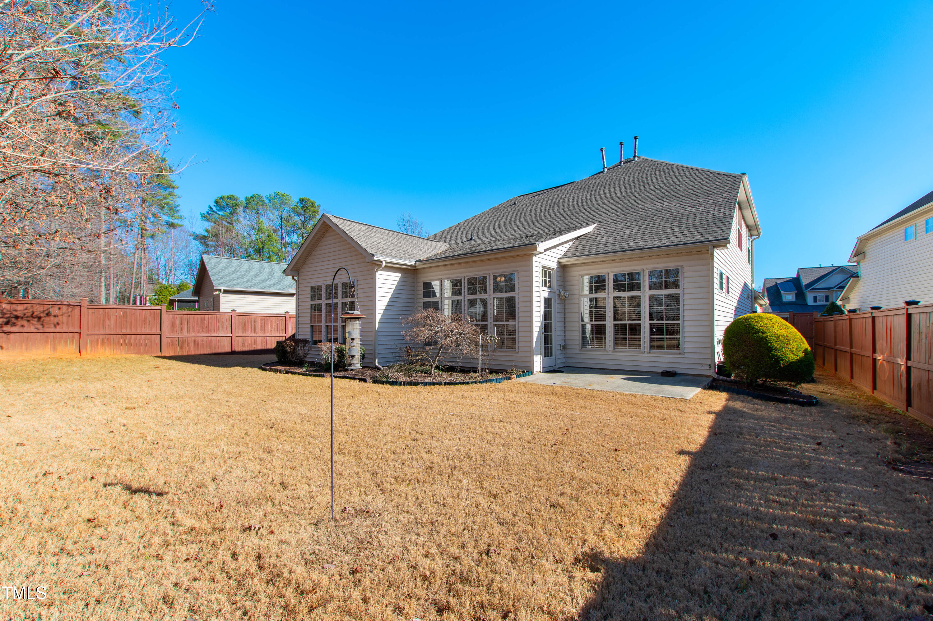 6111 Leesburg Lane