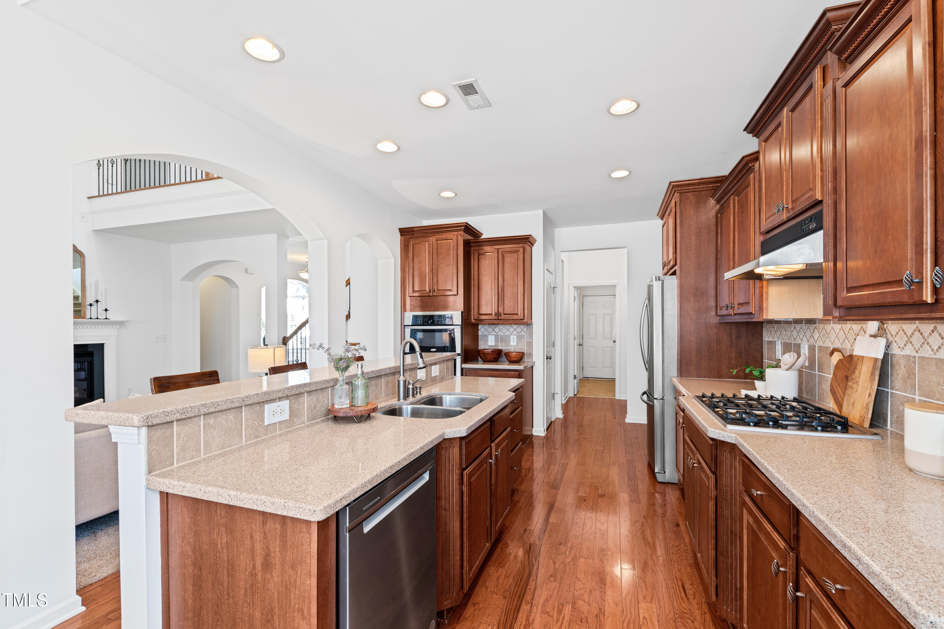 6111 Leesburg Lane