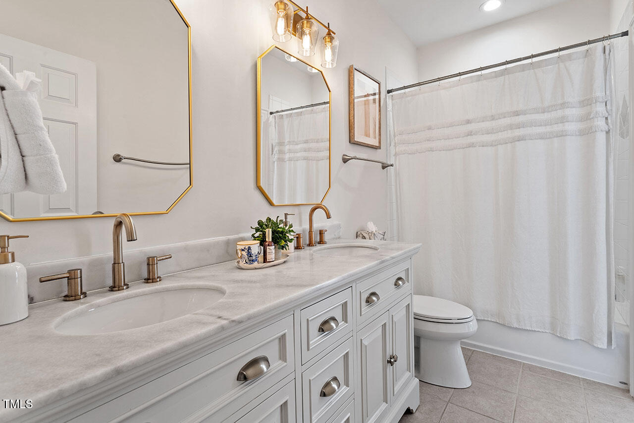 1724 Bowling Green Trail