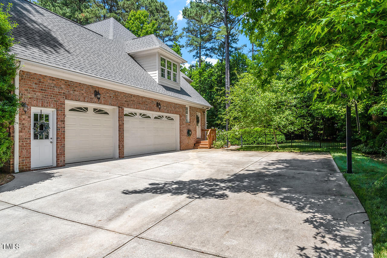 1724 Bowling Green Trail