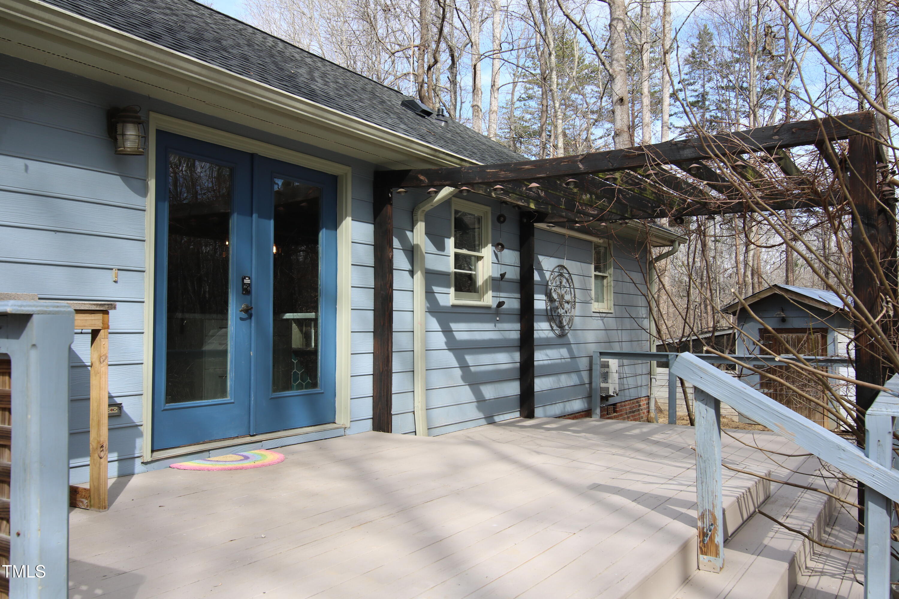 1002 Walker Field Drive