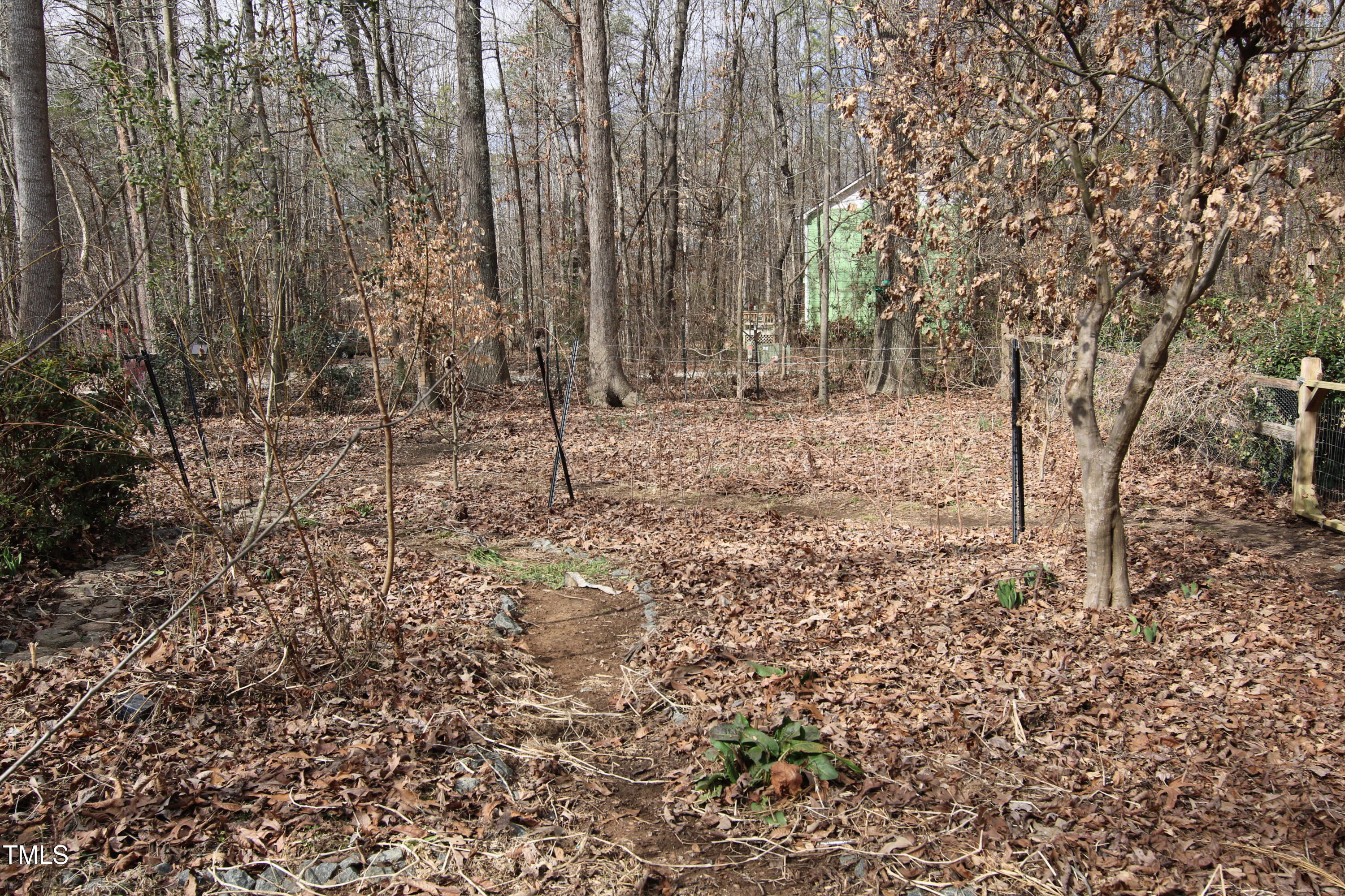 1002 Walker Field Drive