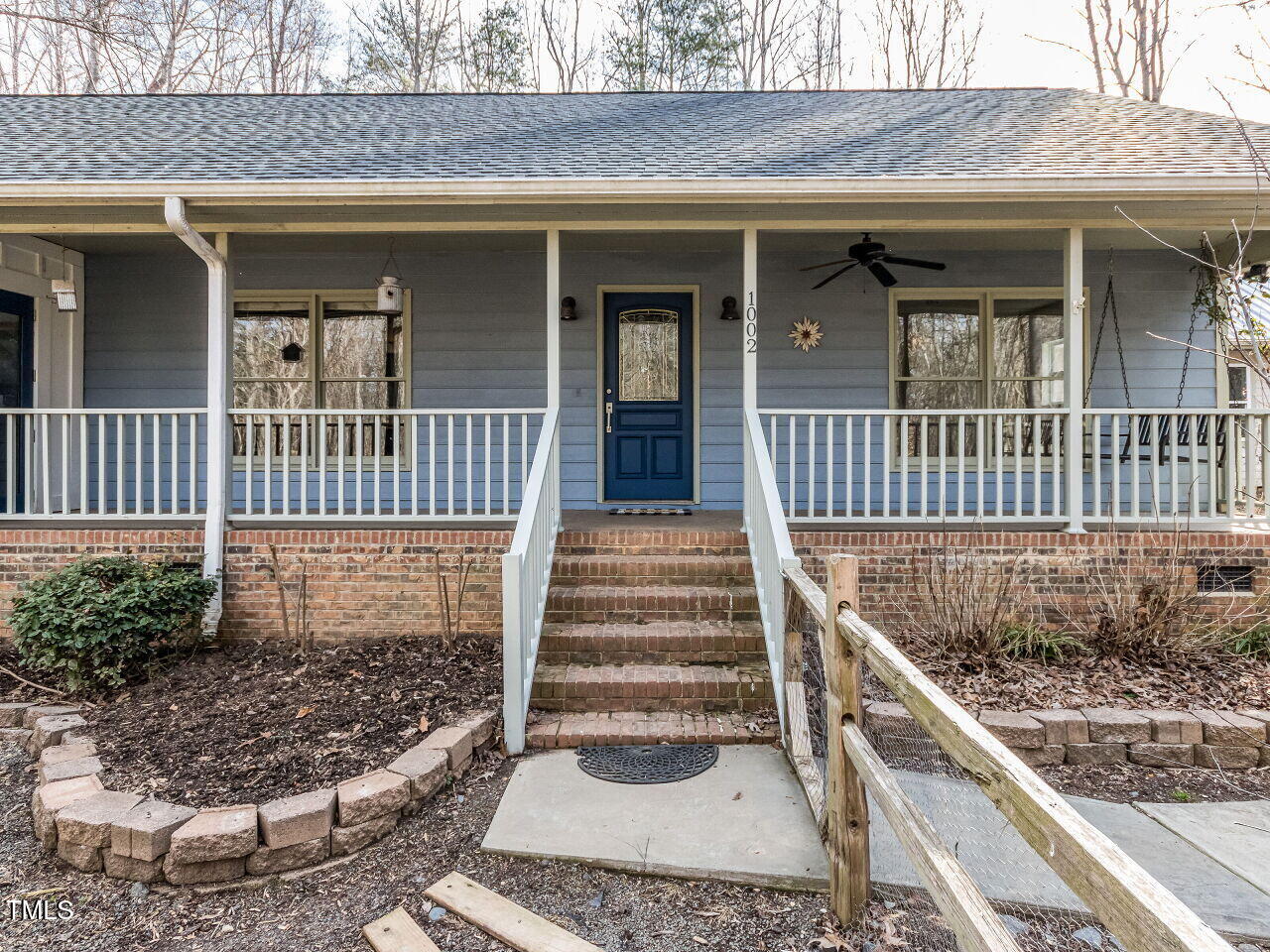 1002 Walker Field Drive