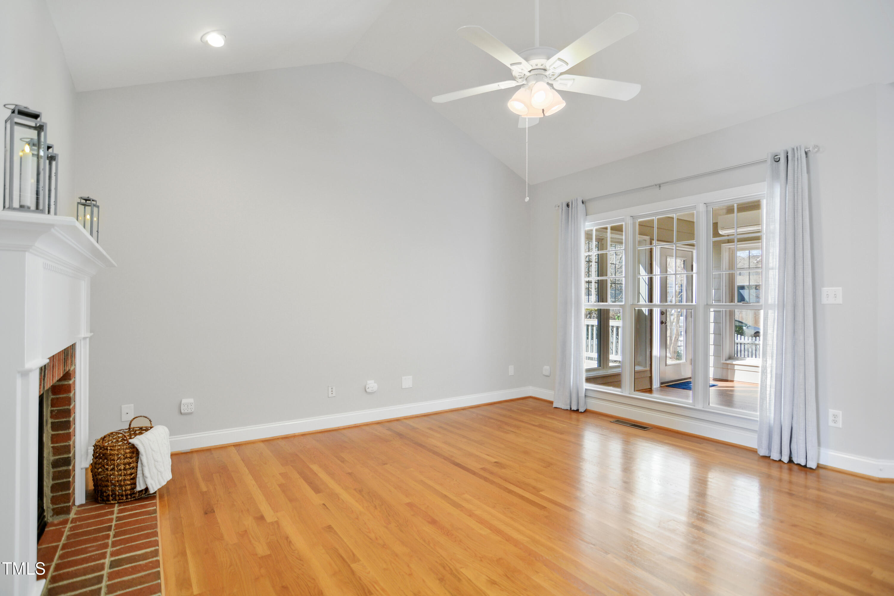 10617 Catara Drive