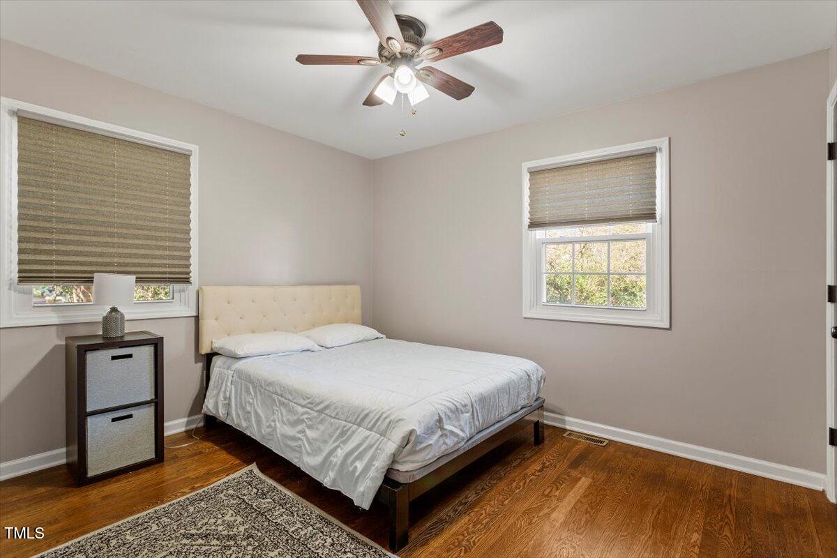 1005 Helms Place