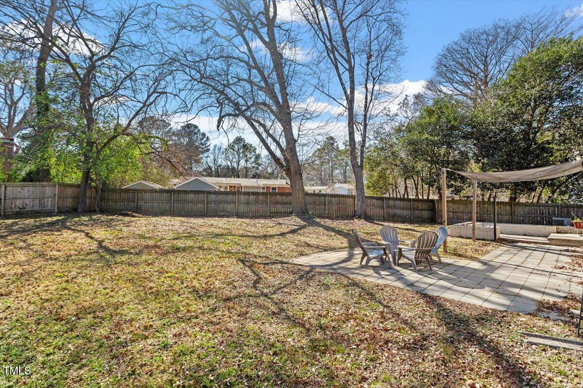 1005 Helms Place