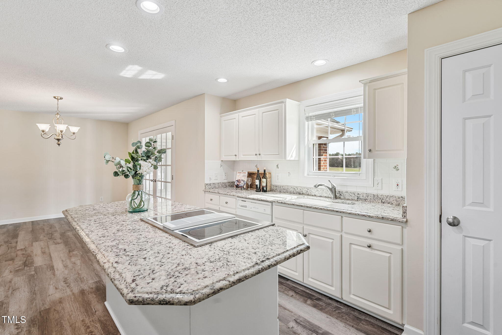 109 Rolling Oaks Lane