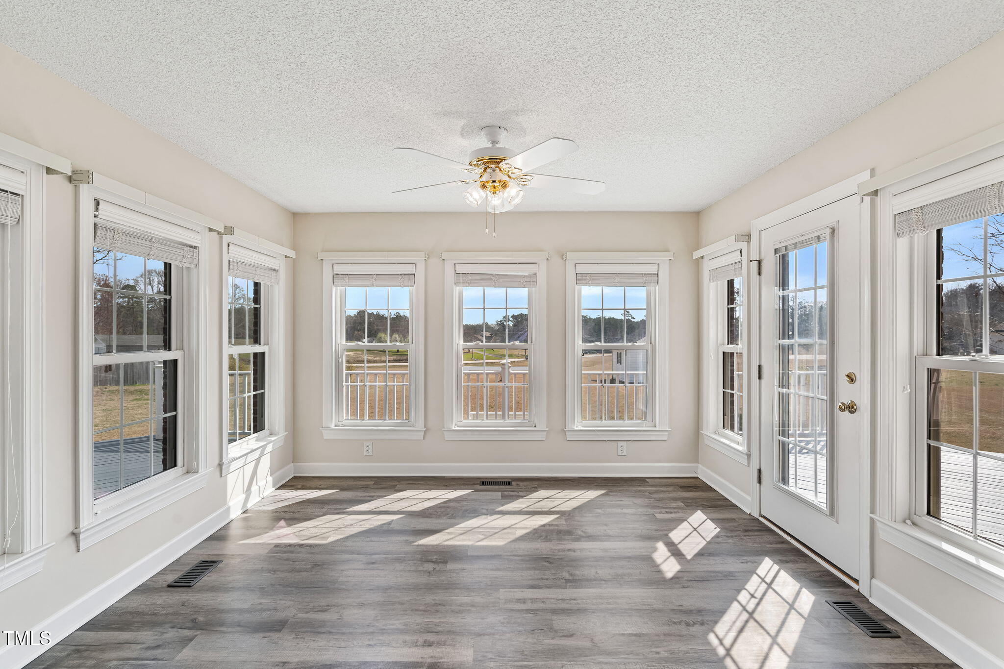 109 Rolling Oaks Lane