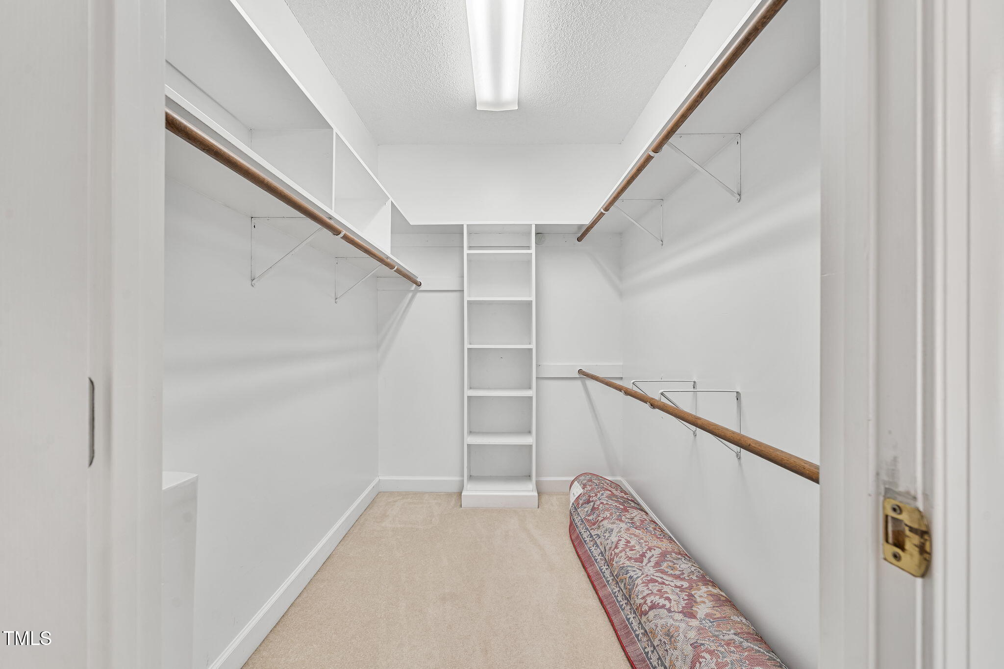 109 Rolling Oaks Lane