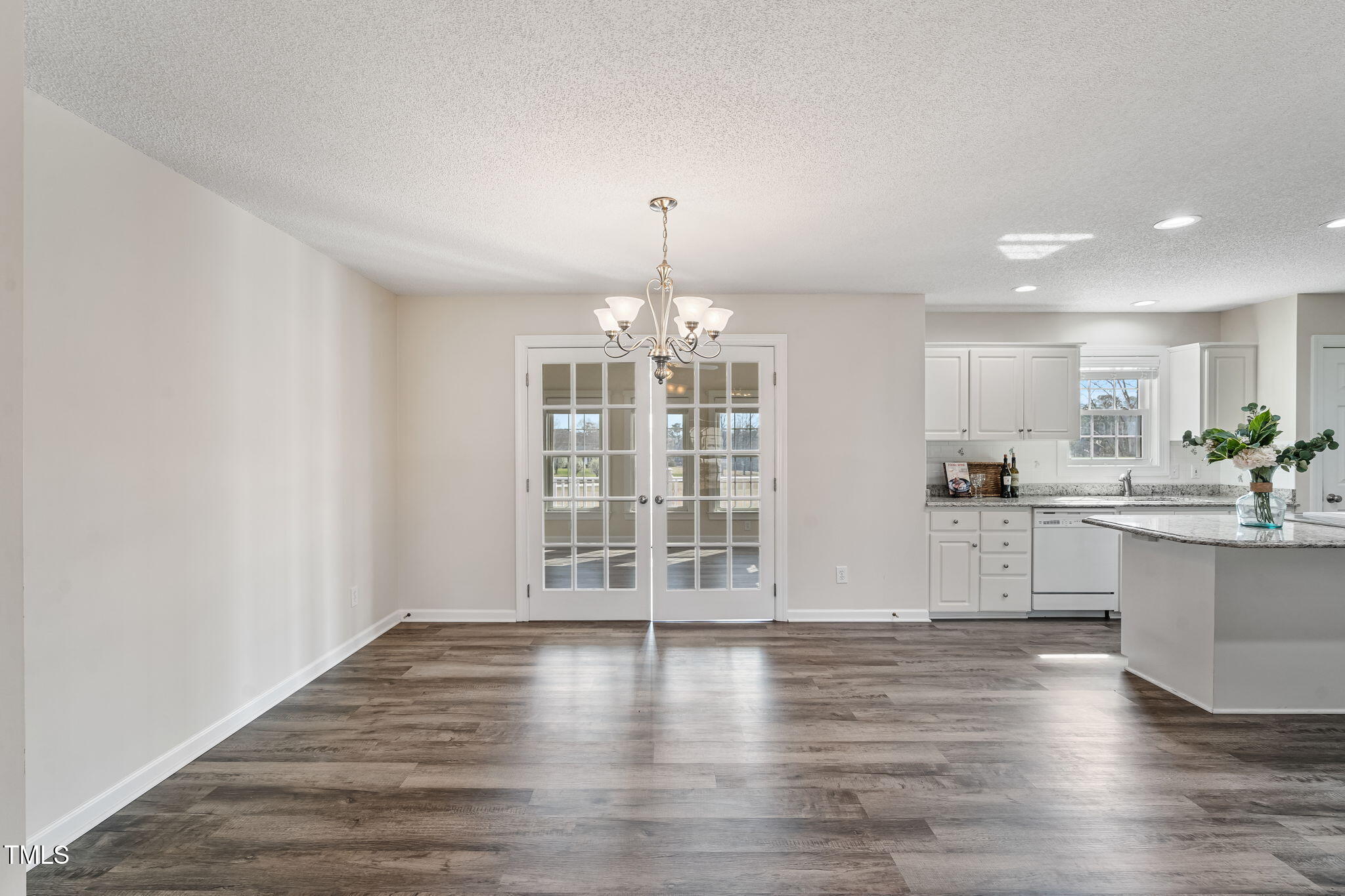 109 Rolling Oaks Lane
