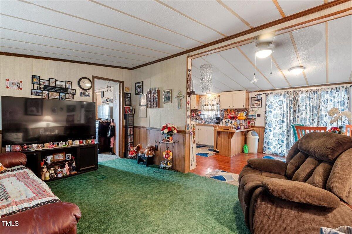 2092 Hicks Road