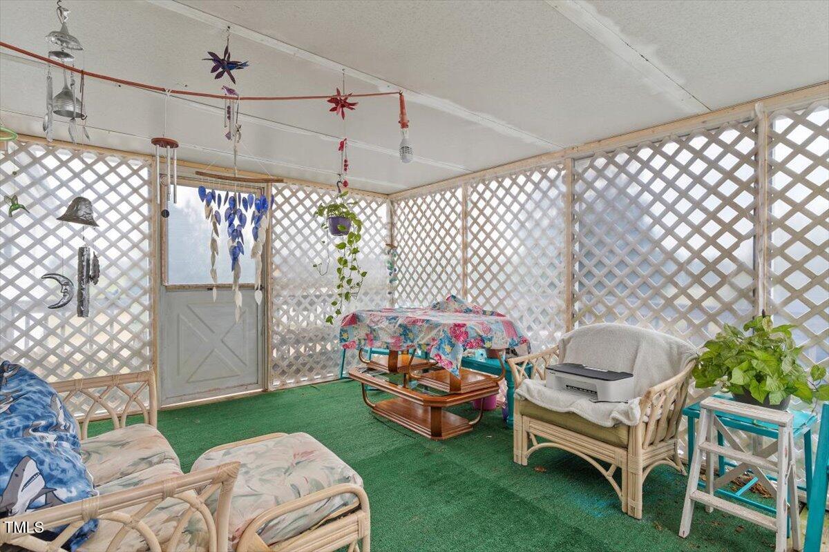 2092 Hicks Road
