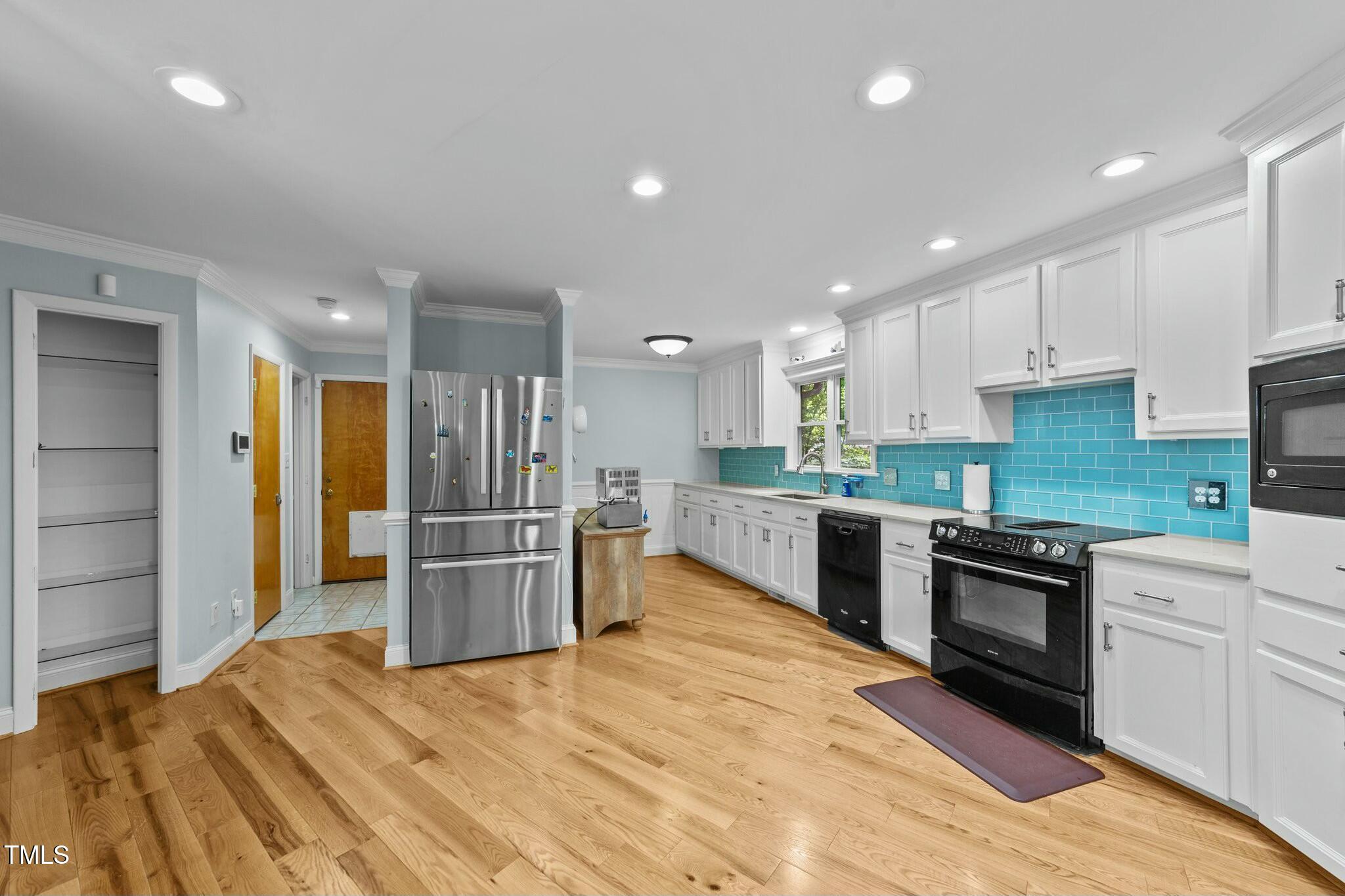 8805 Leesville Road