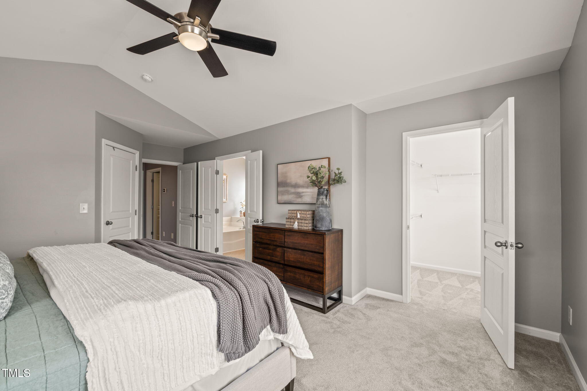 2105 Woodsdale Drive