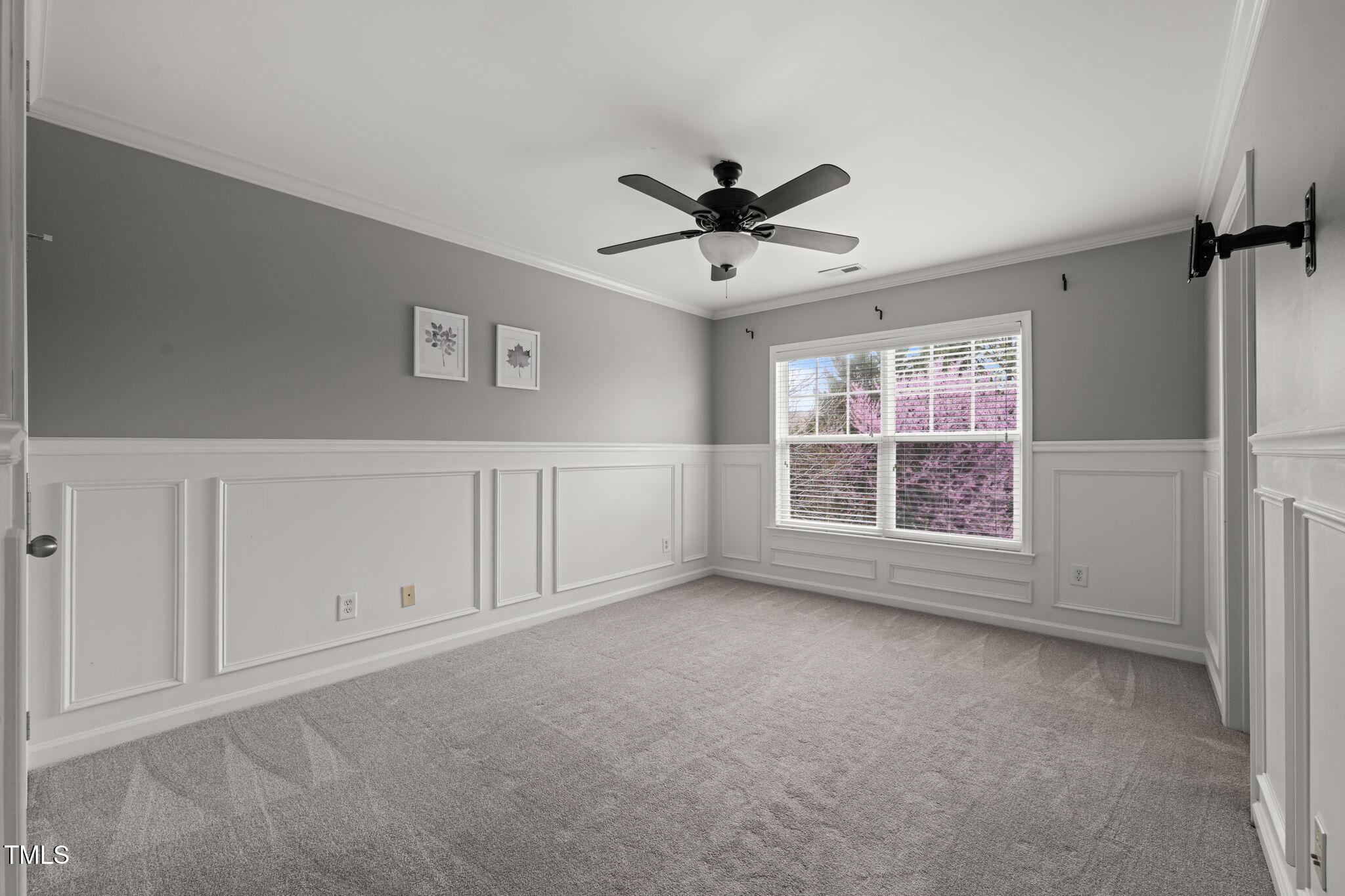 2105 Woodsdale Drive
