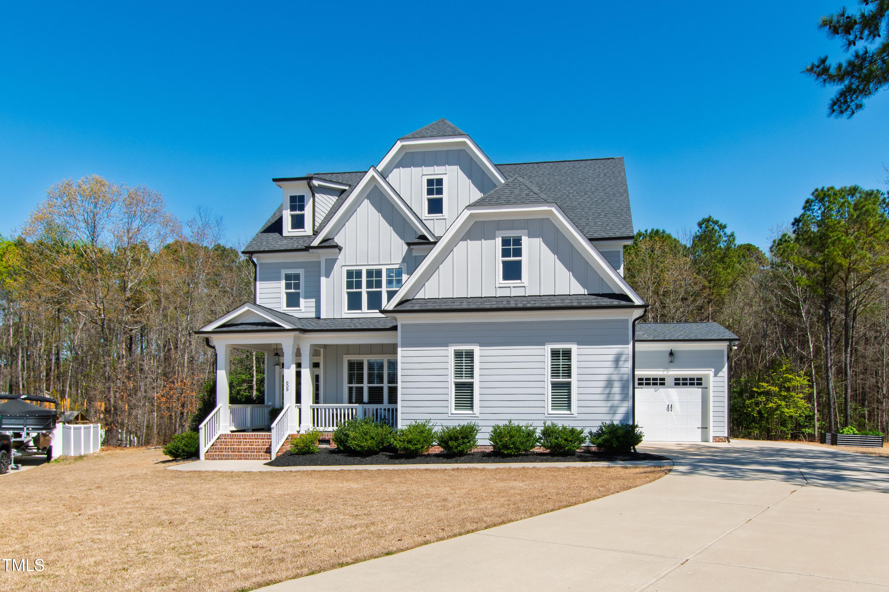 609 Meyers Place Lane