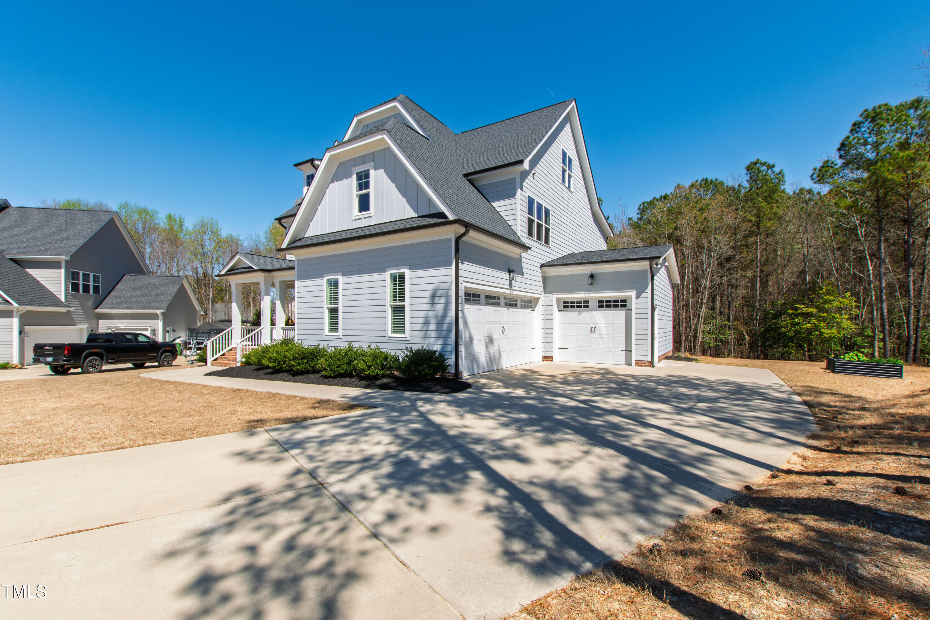 609 Meyers Place Lane
