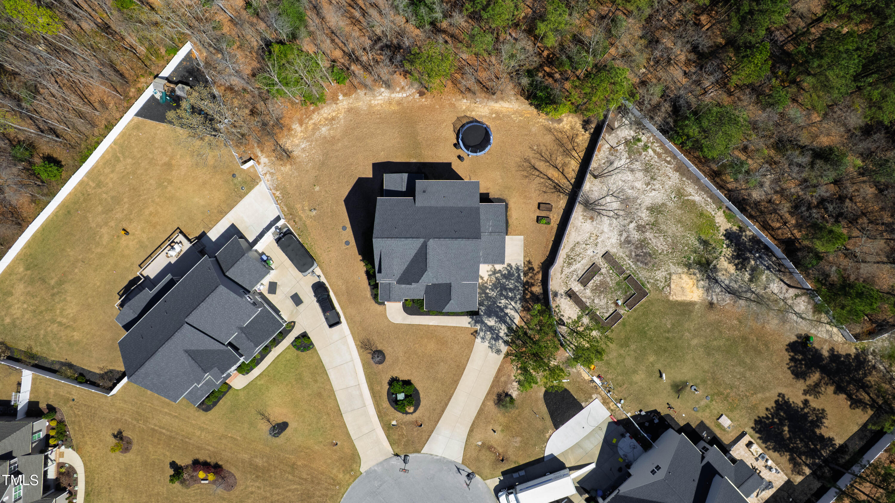 609 Meyers Place Lane
