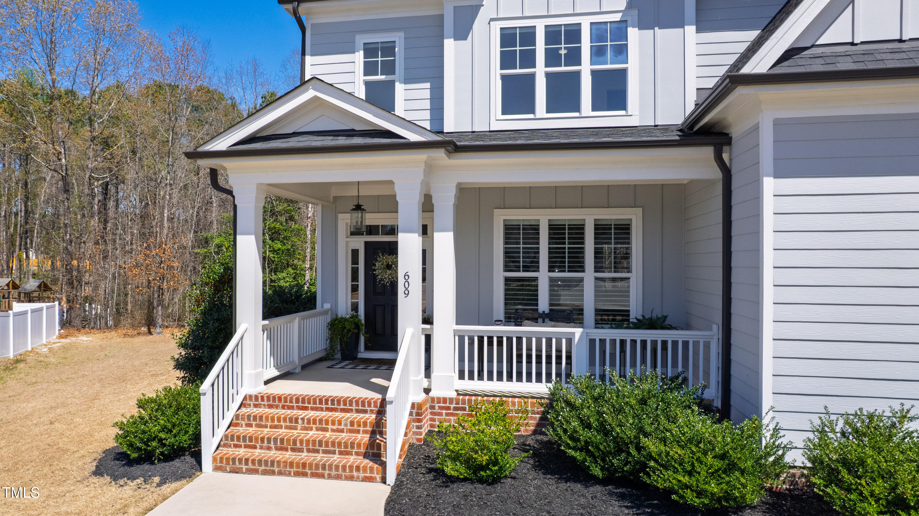 609 Meyers Place Lane