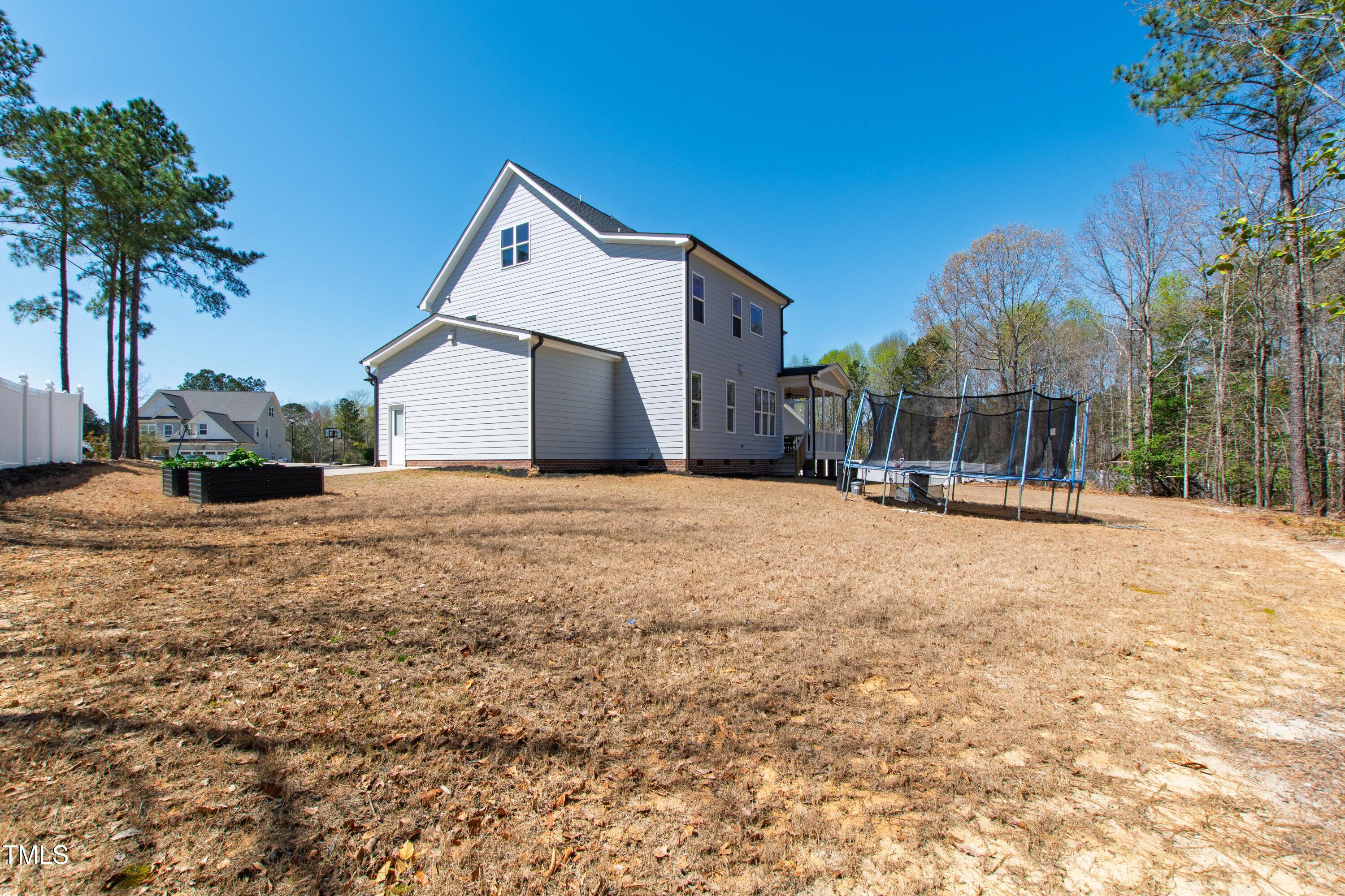 609 Meyers Place Lane