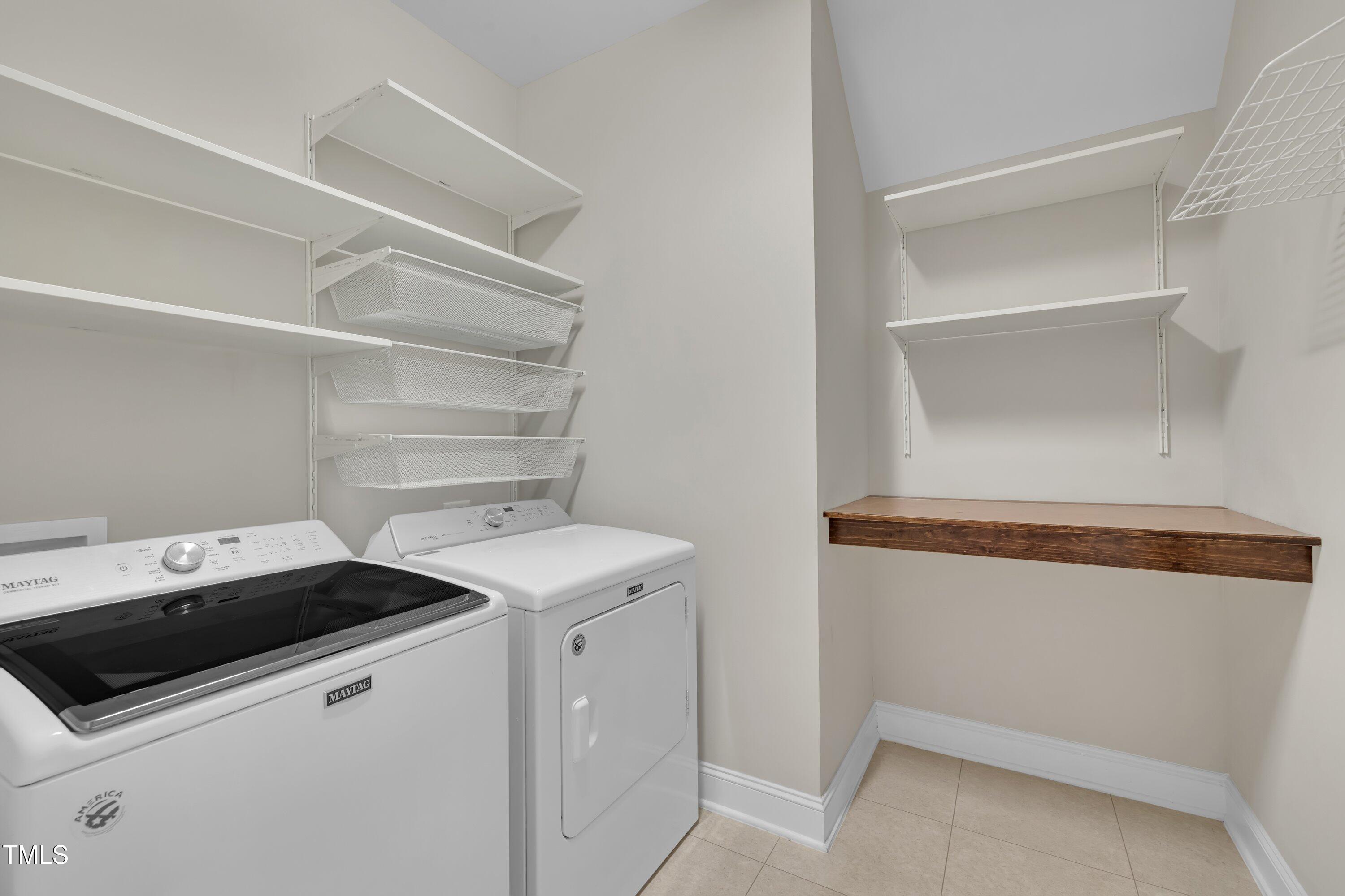 318 Acorn Hollow Place