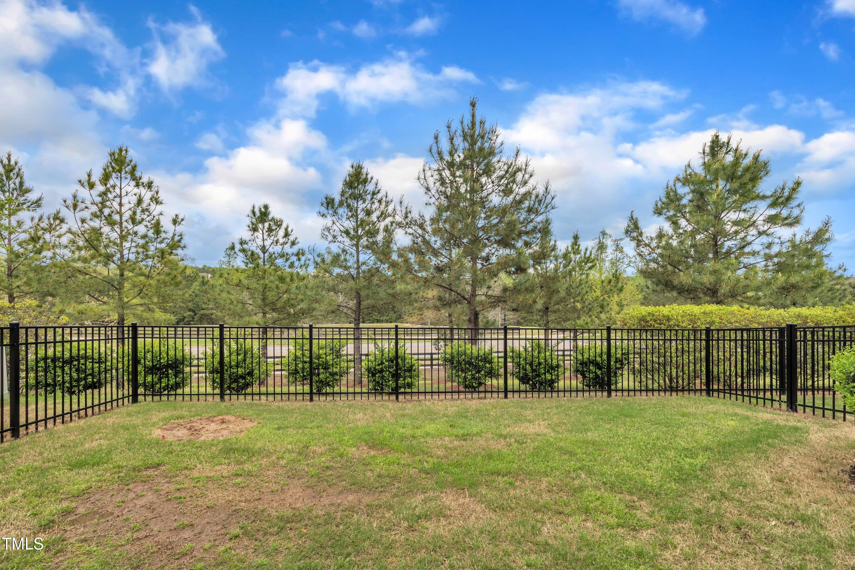 318 Acorn Hollow Place