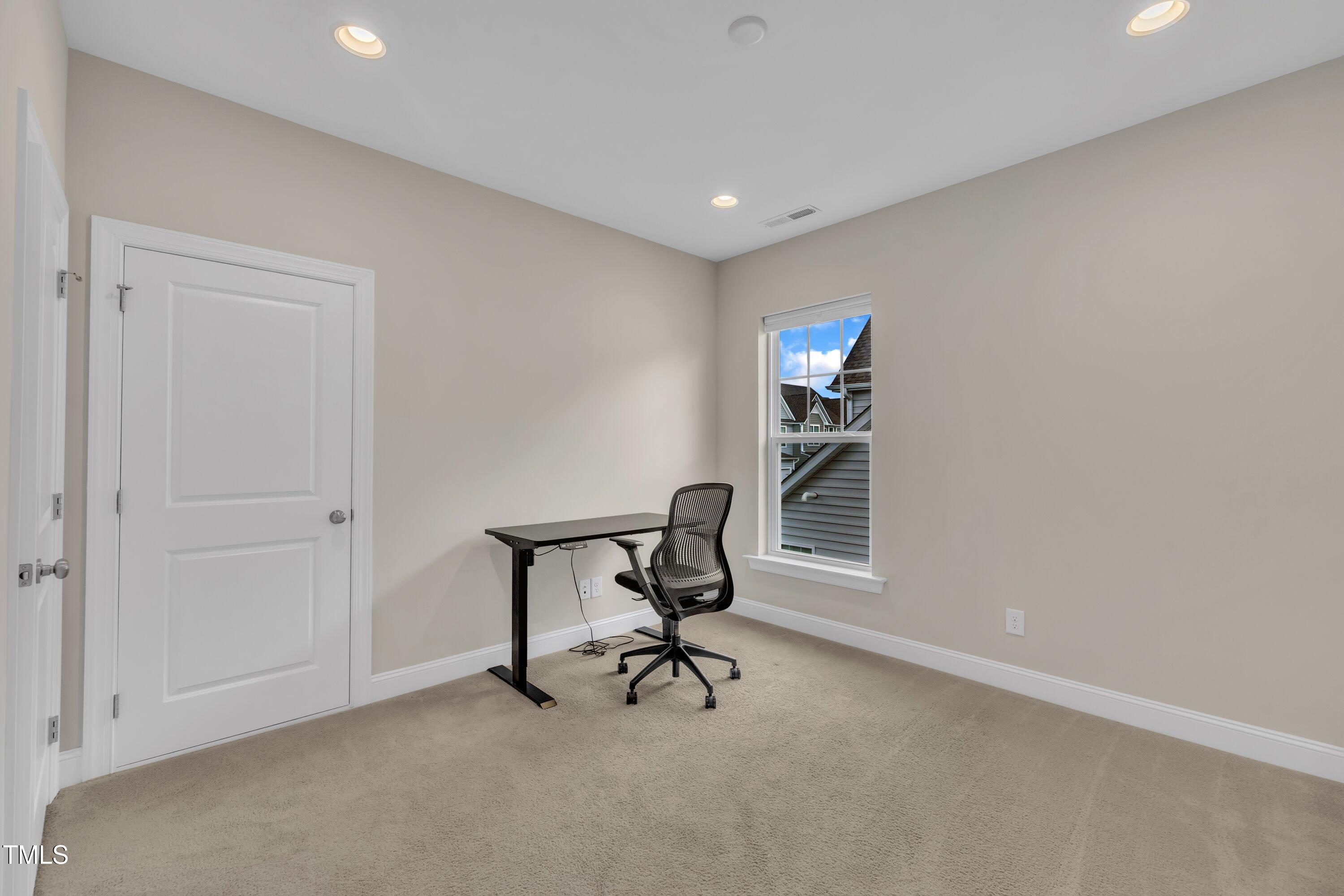 318 Acorn Hollow Place