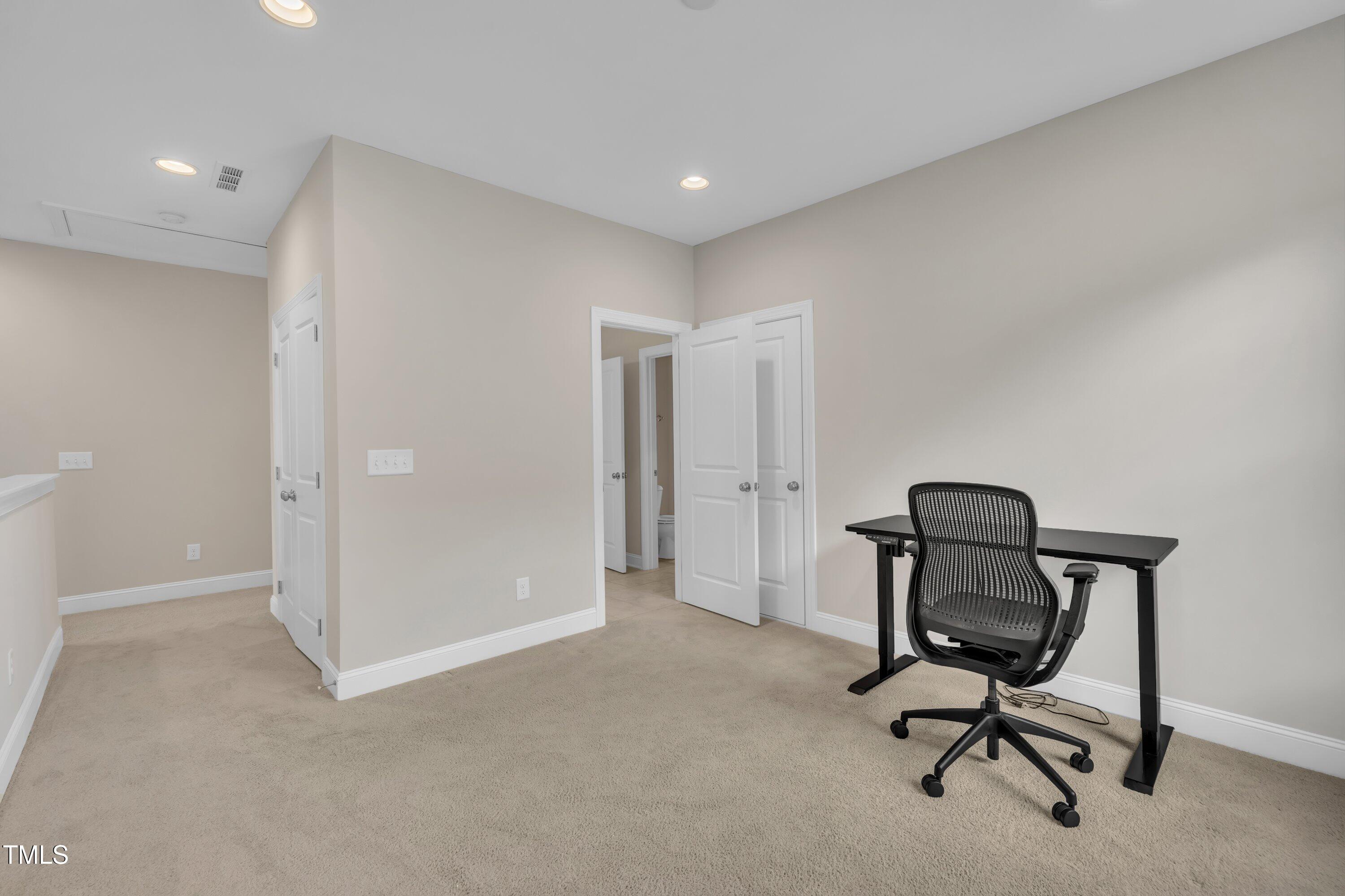 318 Acorn Hollow Place