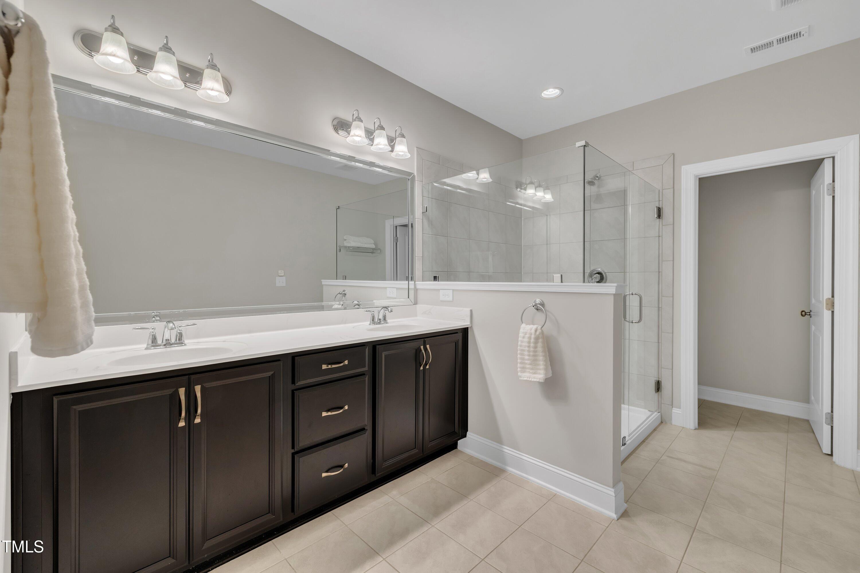 318 Acorn Hollow Place