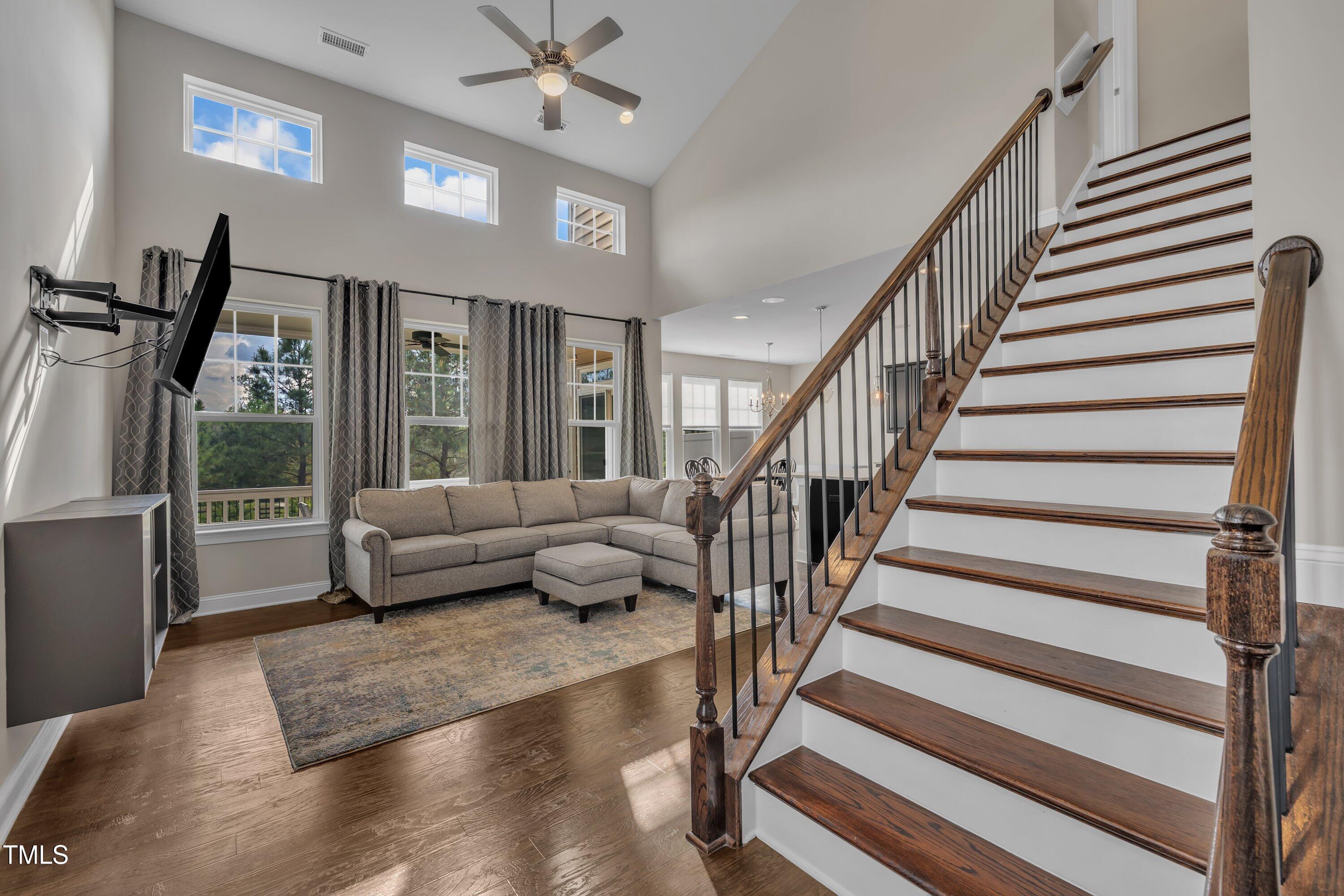 318 Acorn Hollow Place