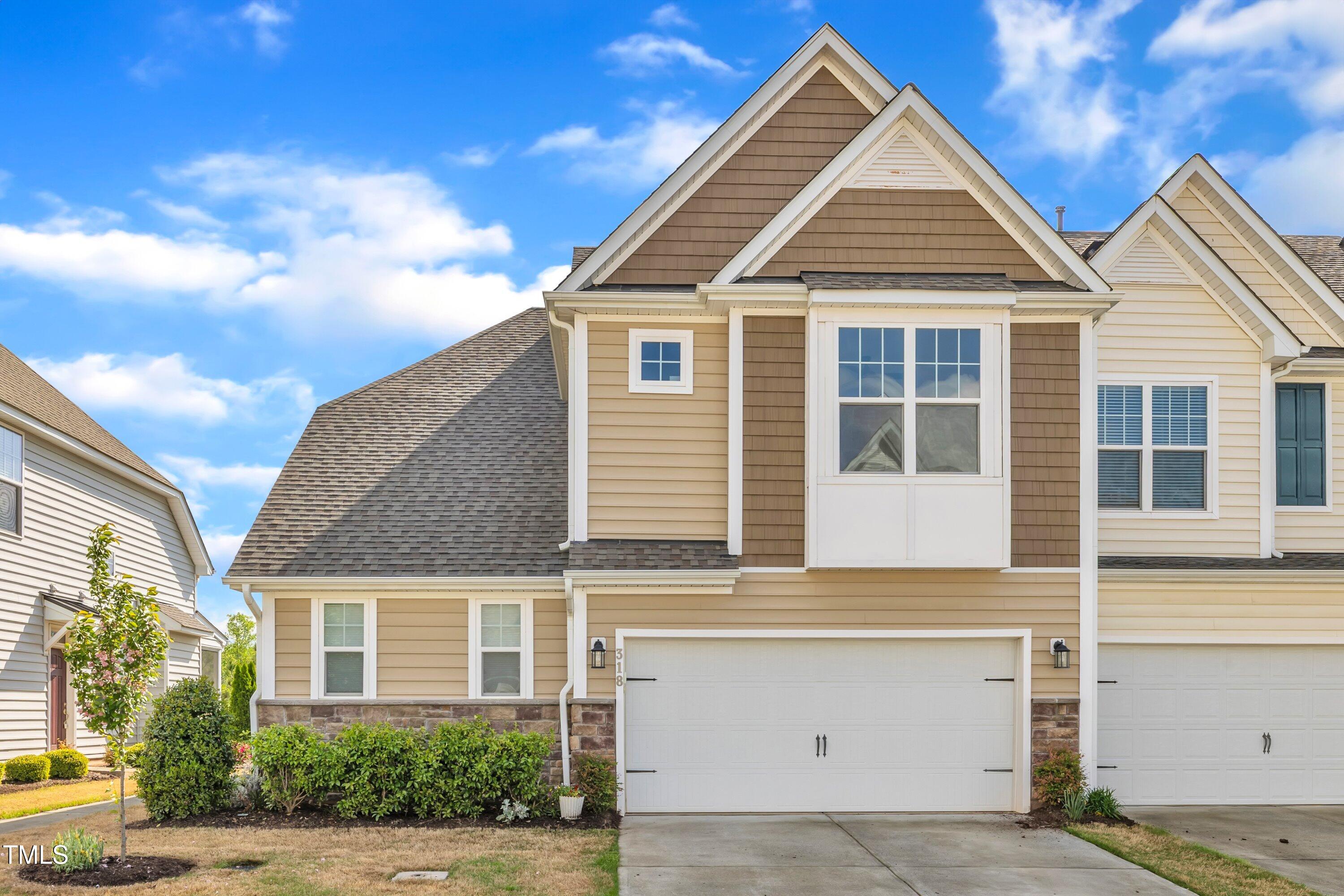 318 Acorn Hollow Place