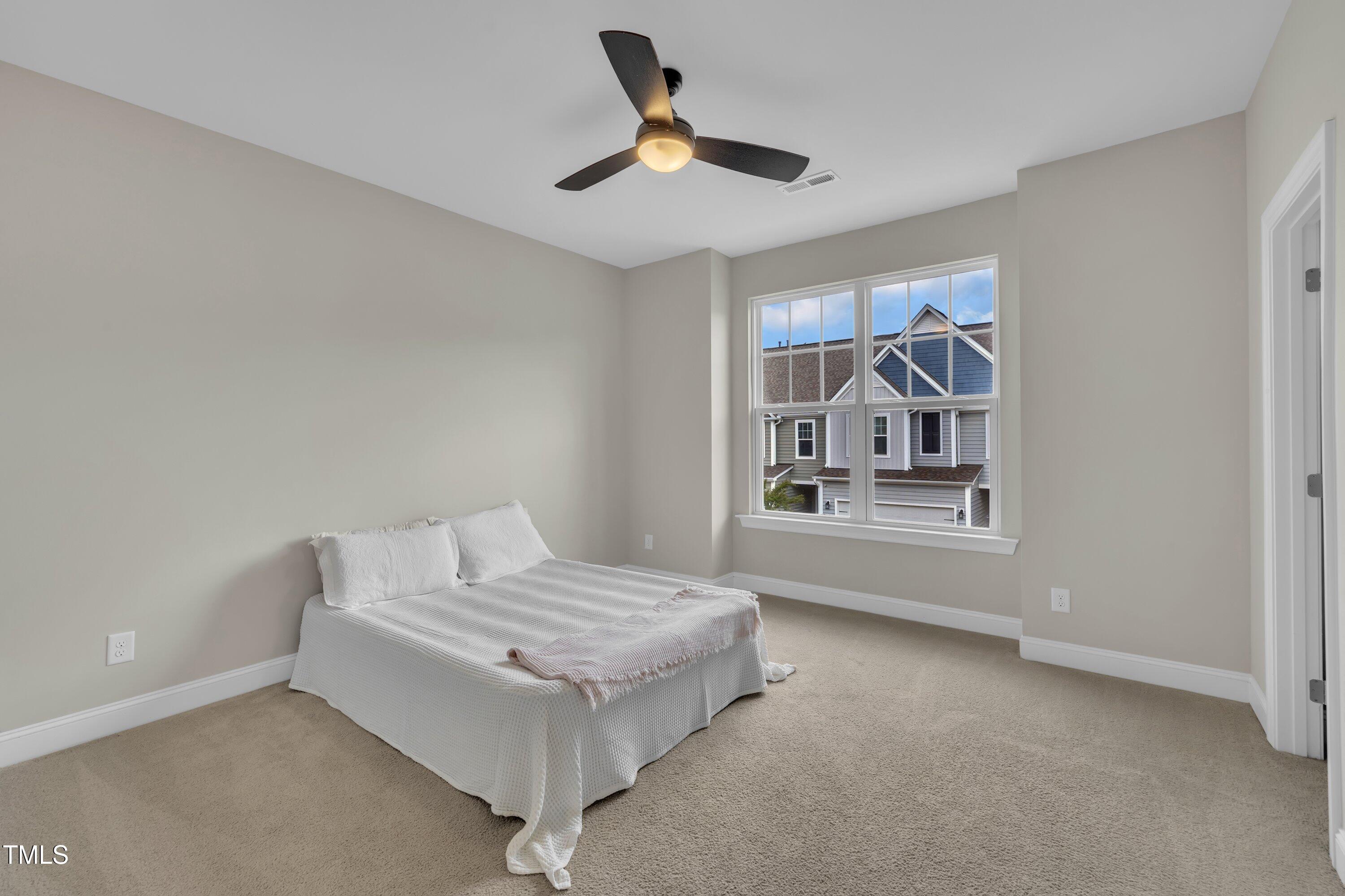 318 Acorn Hollow Place