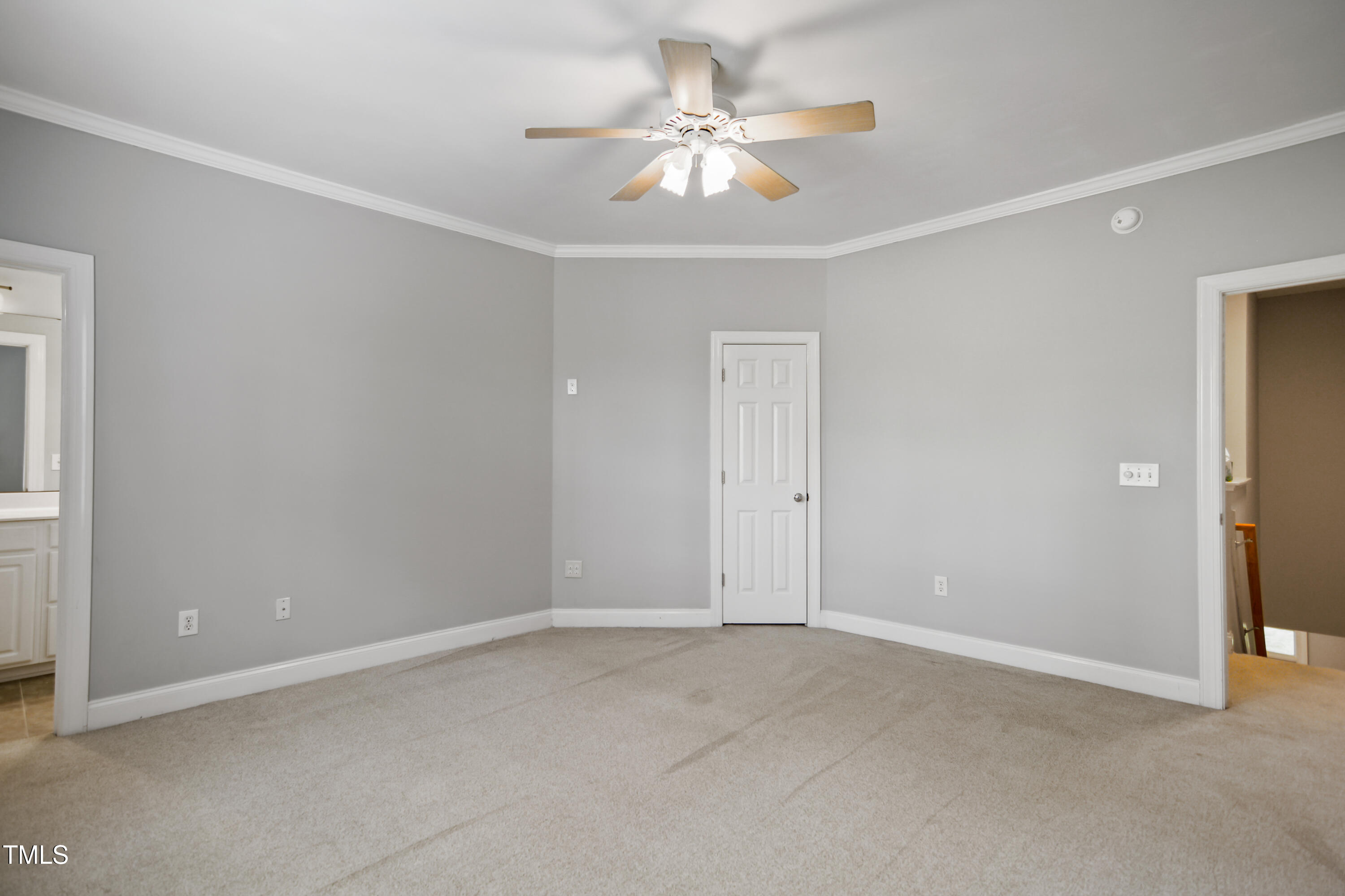 126 W Savannah Ridge Road
