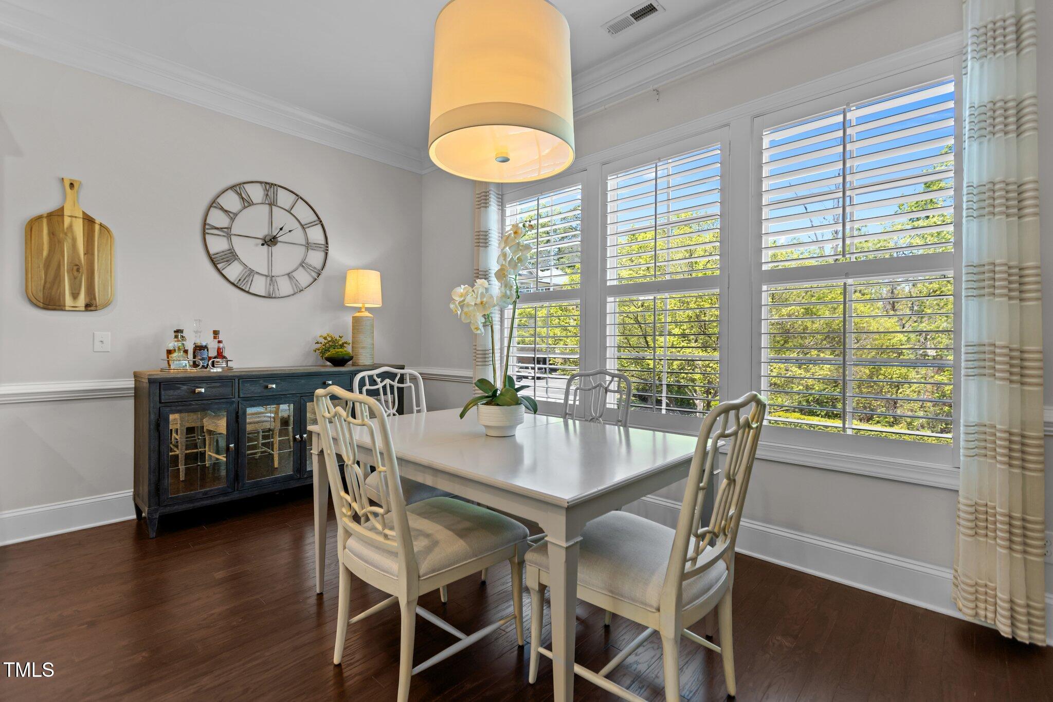 212 Allister Drive