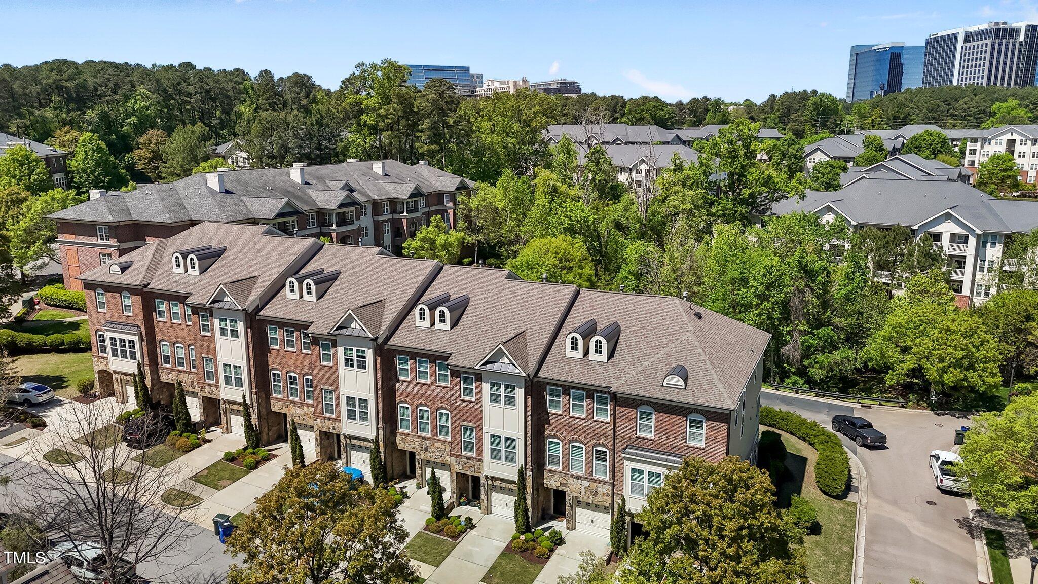 212 Allister Drive