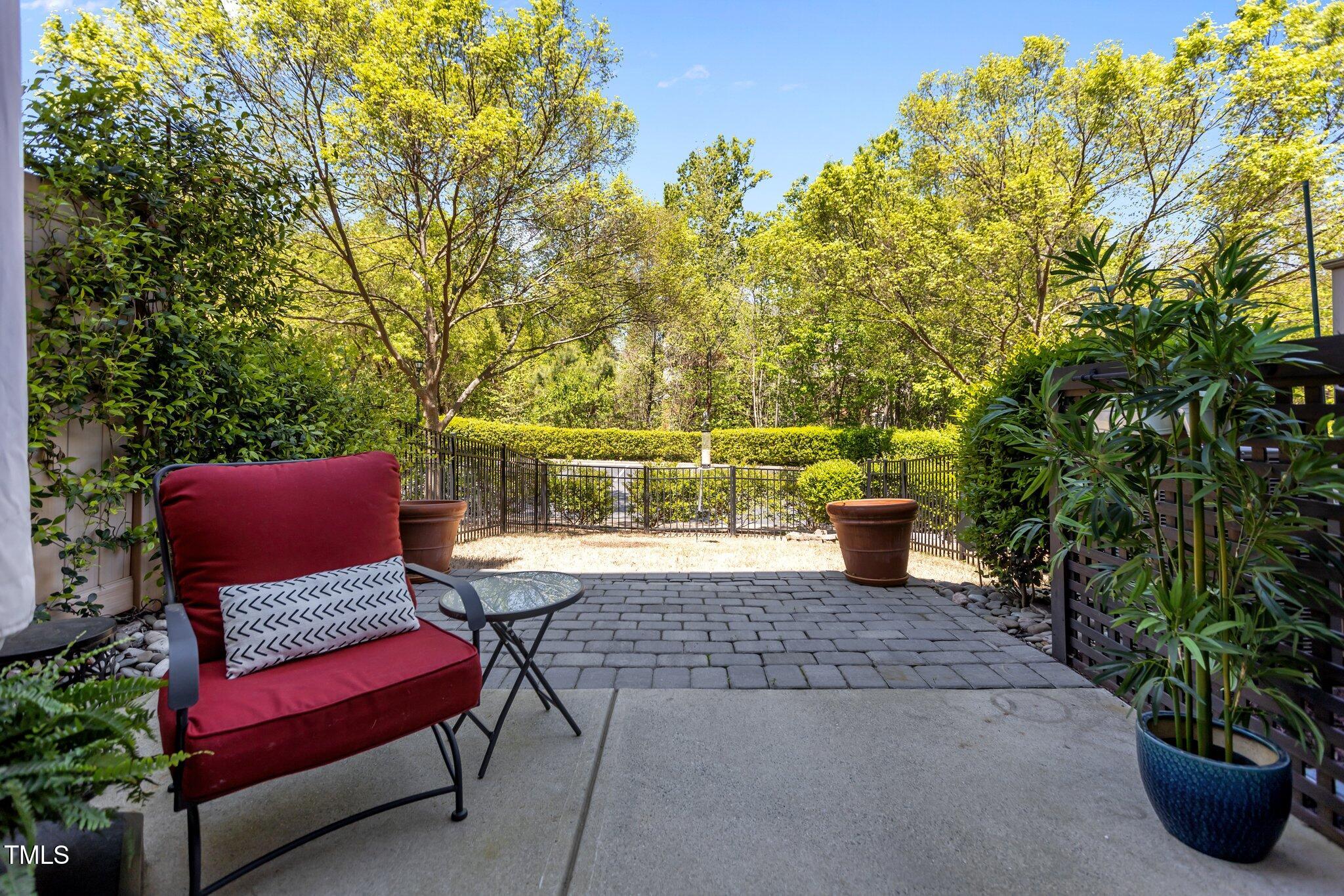 212 Allister Drive