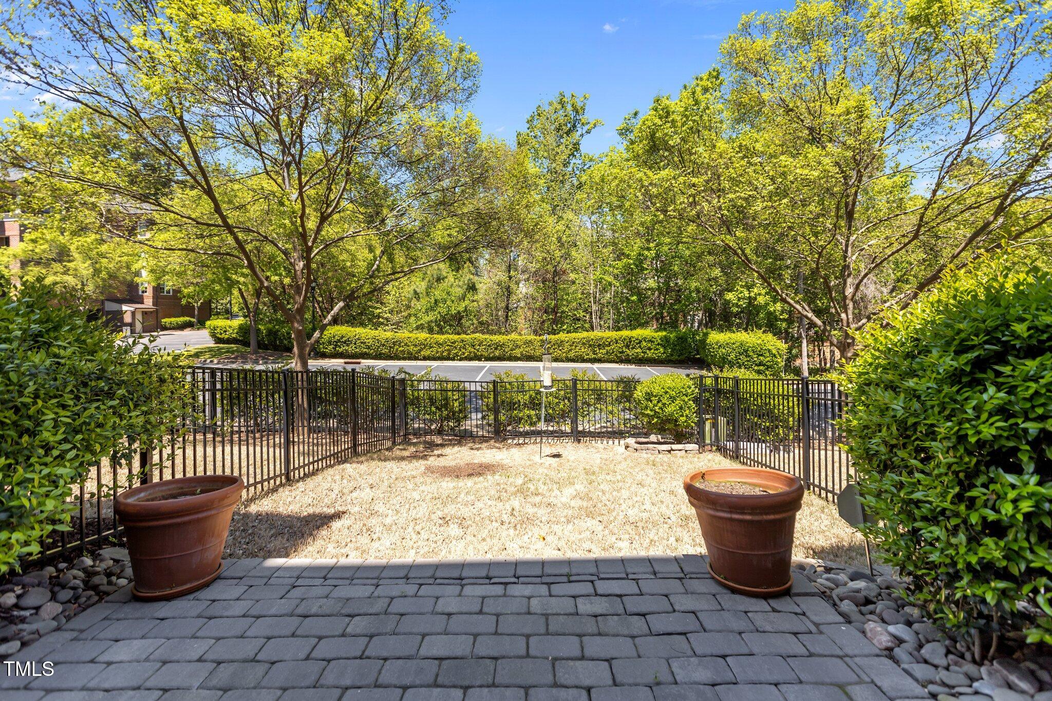 212 Allister Drive