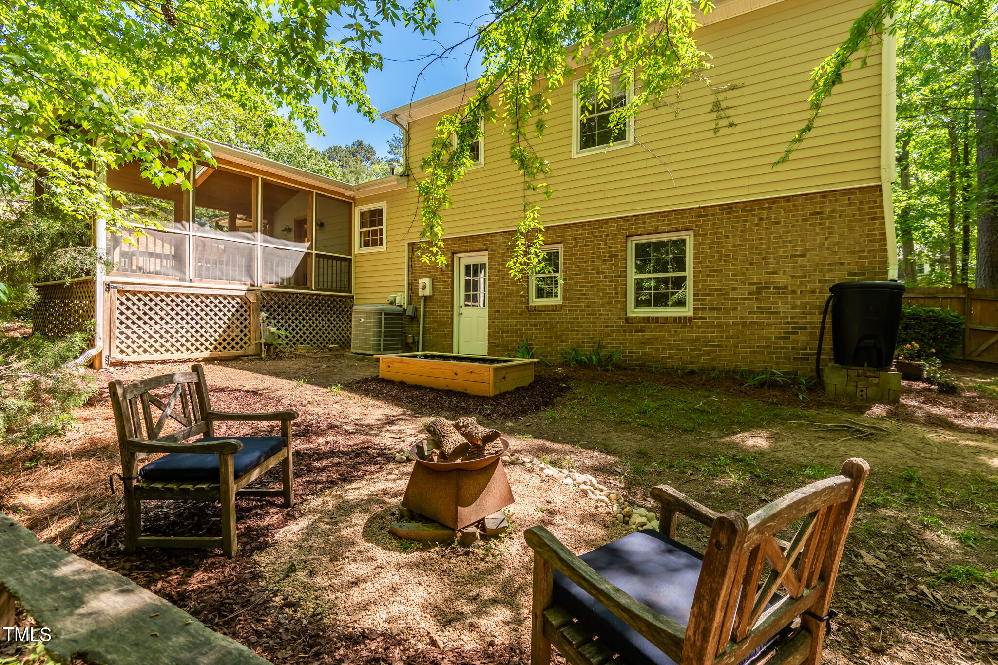 526 Colony Woods Drive